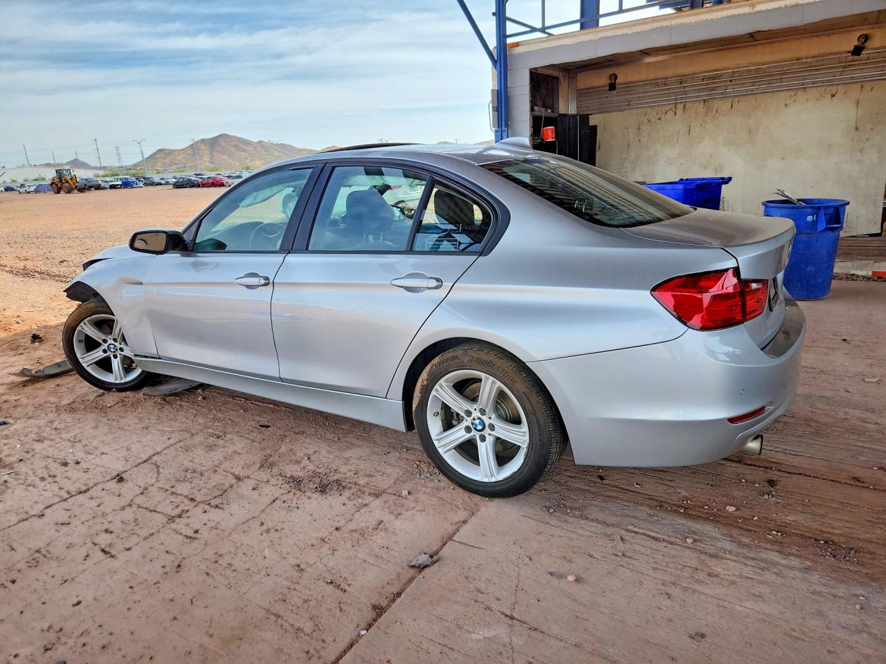 2014 Bmw 320 I Серебряный vin: WBA3B1C53EP679360