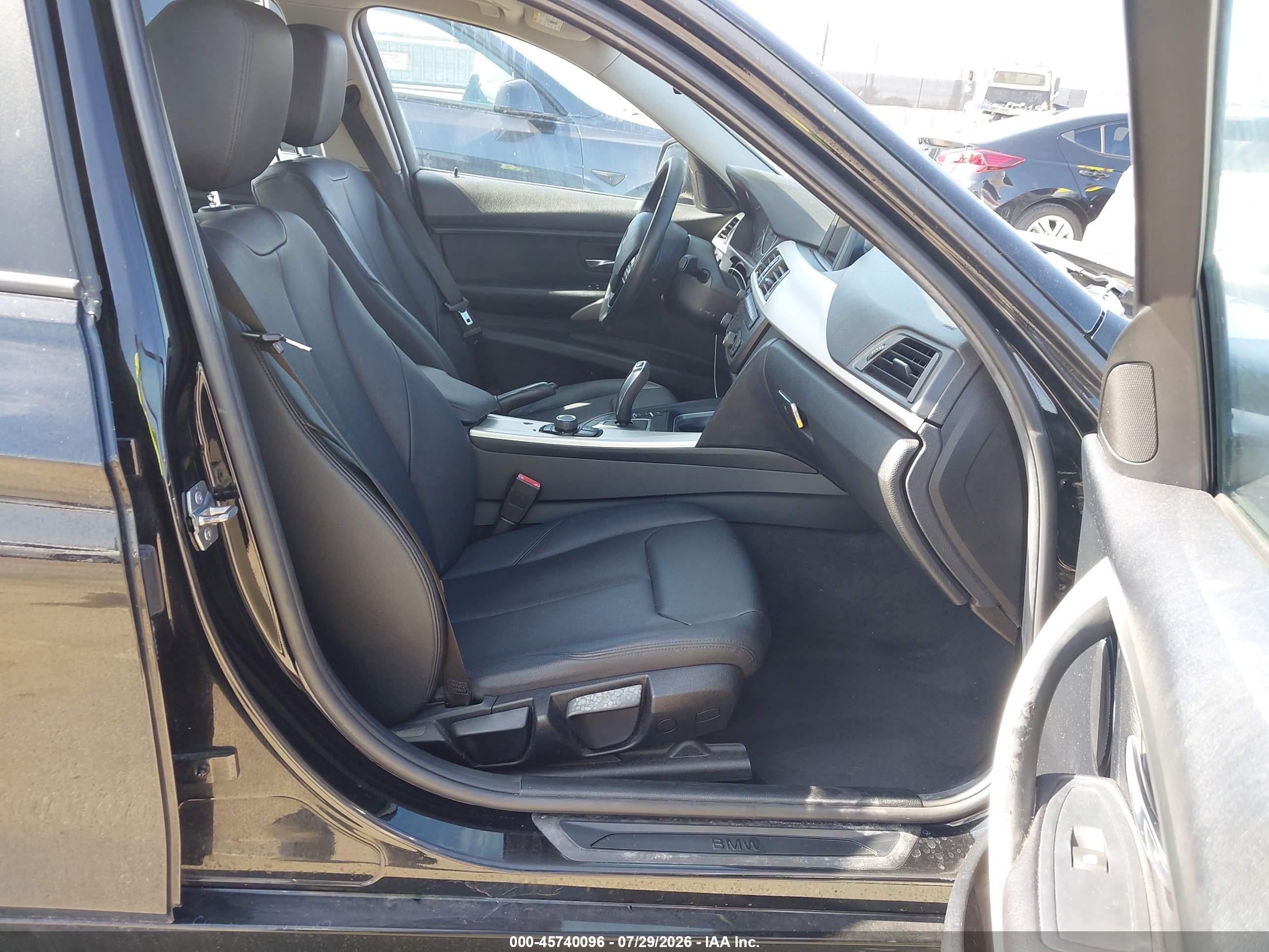 2015 Bmw 320i   Black vin: WBA3B1C53FK136413