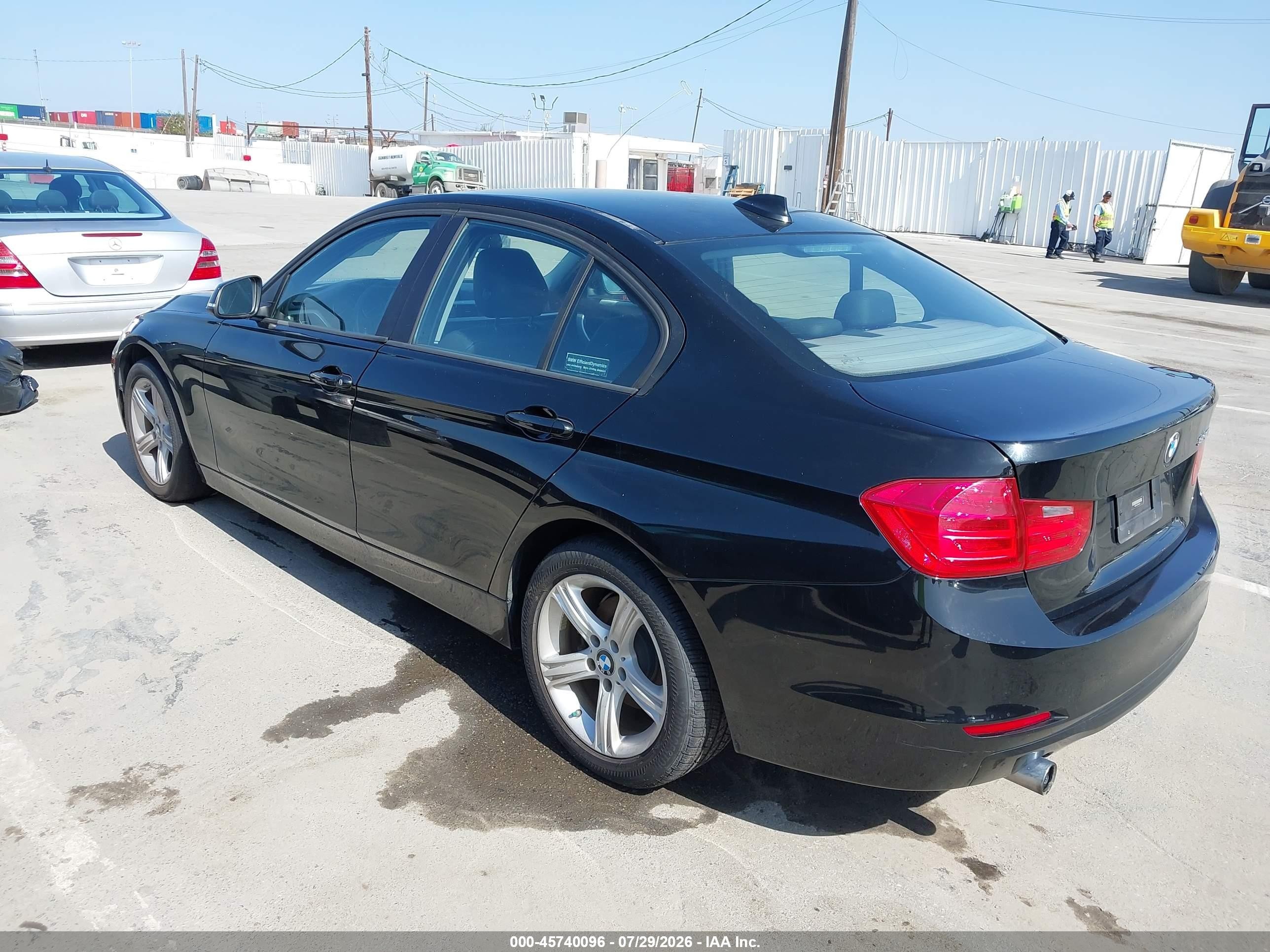 2015 Bmw 320i   Black vin: WBA3B1C53FK136413