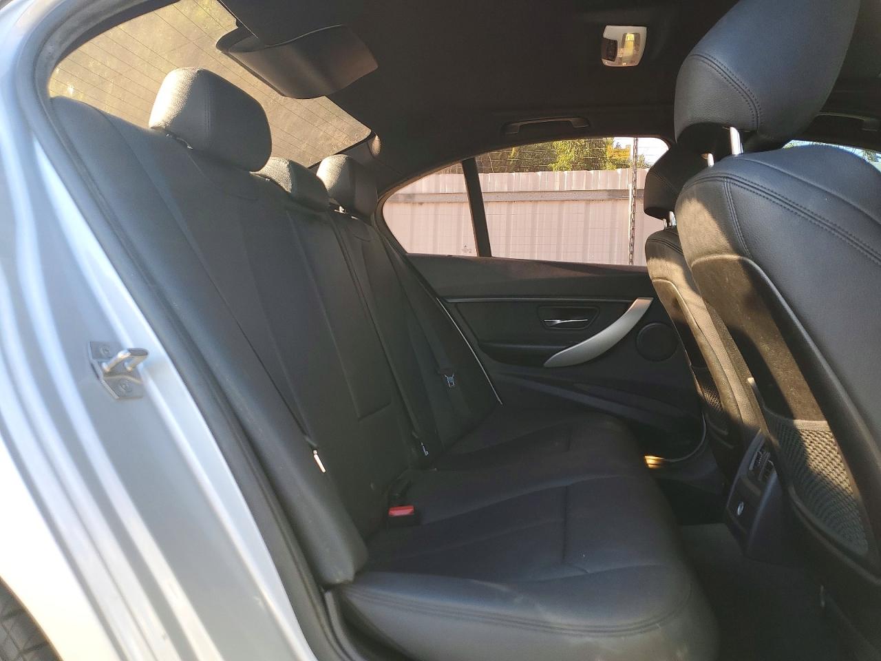 2015 Bmw 320 I Silver vin: WBA3B1C53FK141059