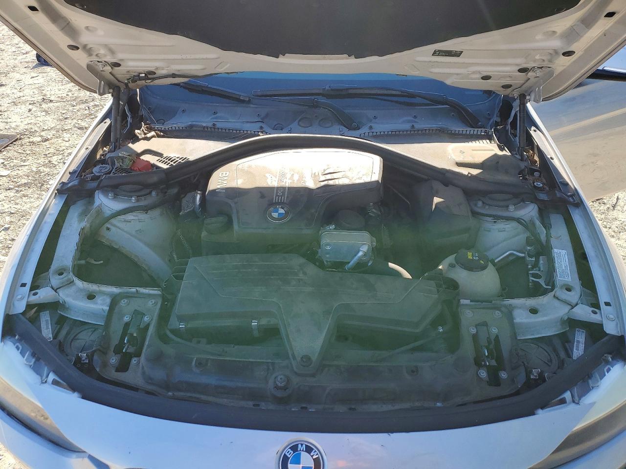 2015 Bmw 320 I Silver vin: WBA3B1C53FK141059