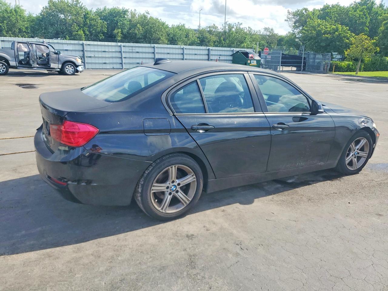 2013 Bmw 320 I Black vin: WBA3B1C54DF461755