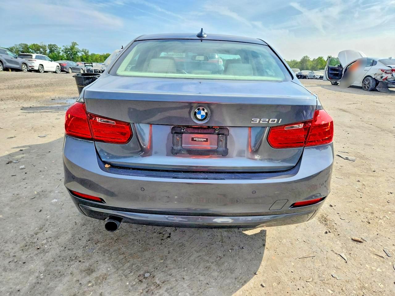 2013 Bmw 320 I Серый vin: WBA3B1C54DK128852