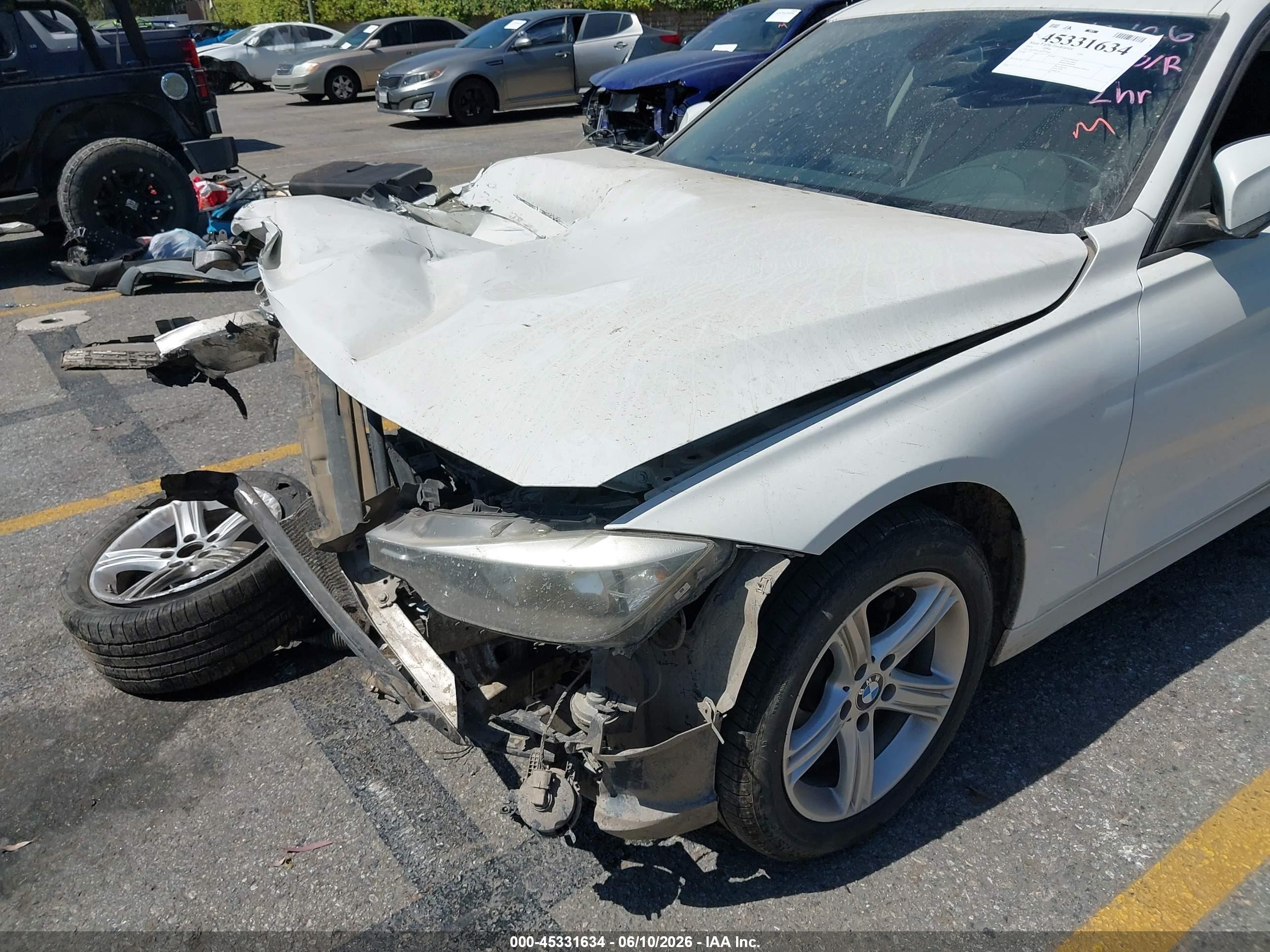 2014 Bmw 320i   White vin: WBA3B1C54EP679402