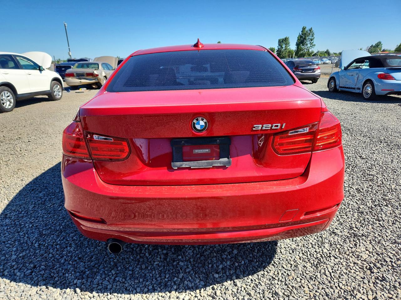 2015 Bmw 320 I Red vin: WBA3B1C54FK136761