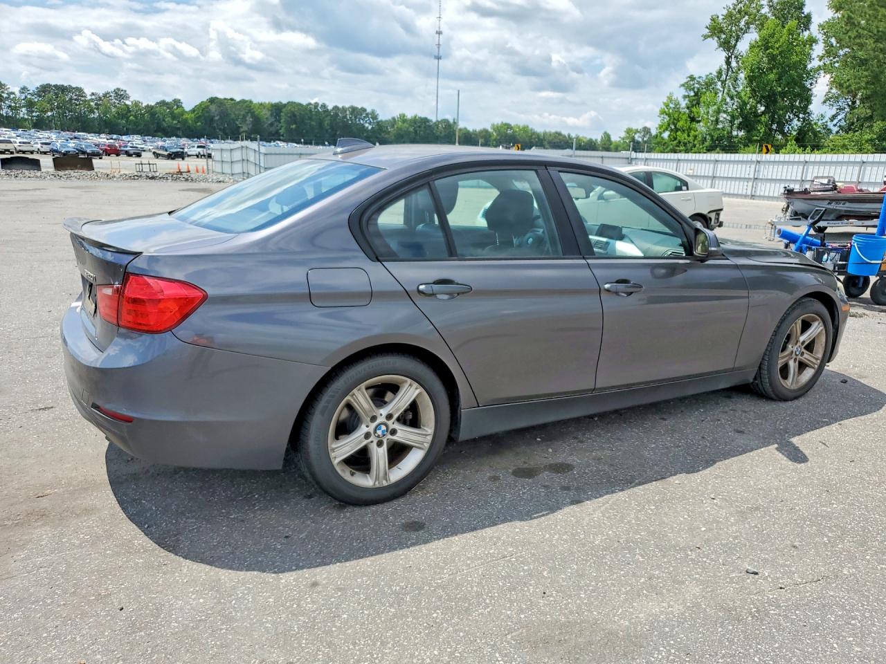 2013 Bmw 320 I Gray vin: WBA3B1C55DK128777