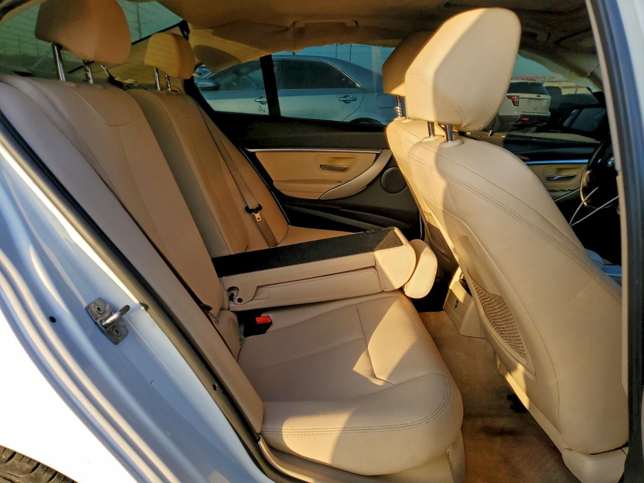 2014 Bmw 320 I White vin: WBA3B1C55EK130790