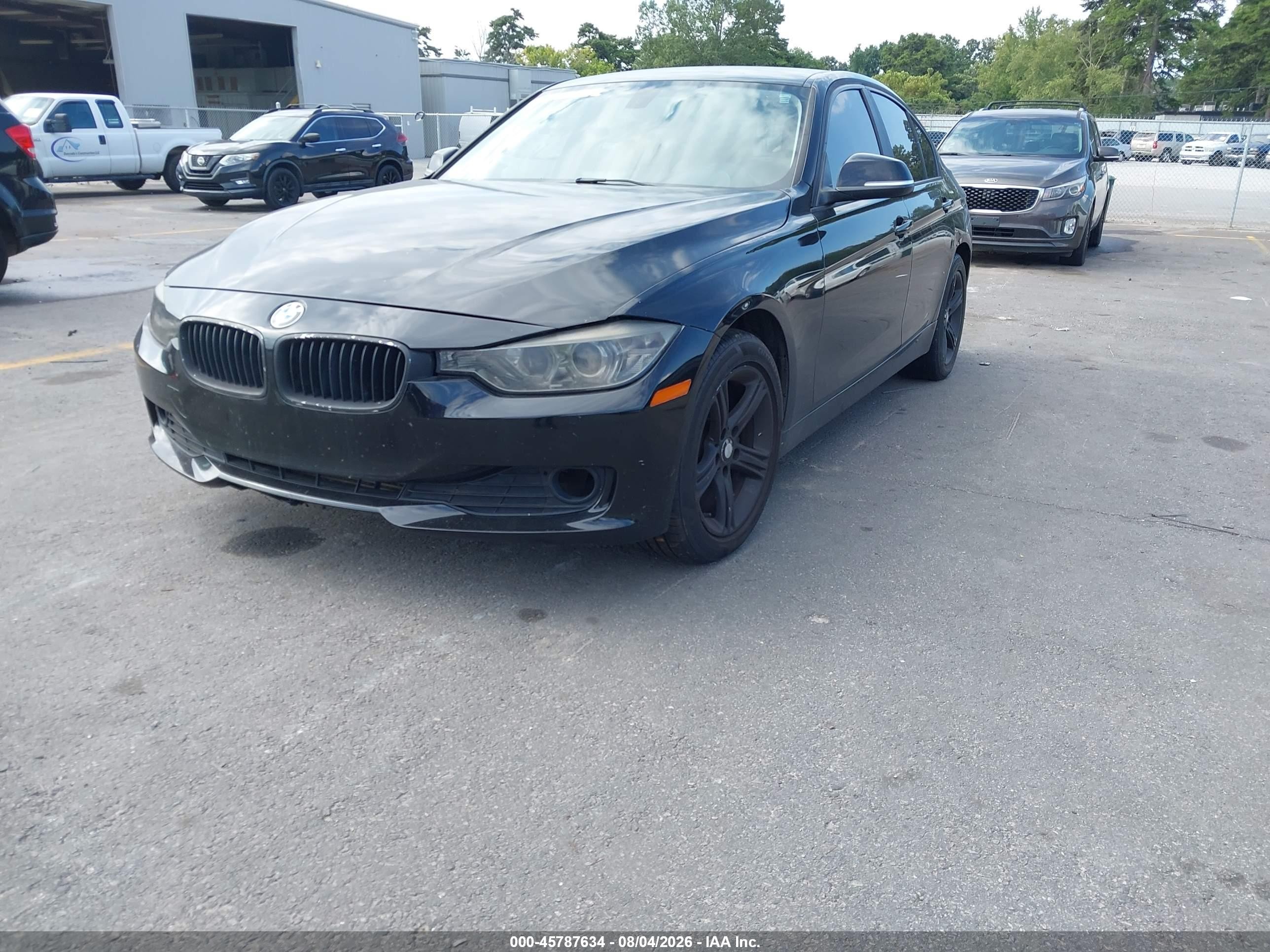 2014 Bmw 320i   Черный vin: WBA3B1C55EP679876