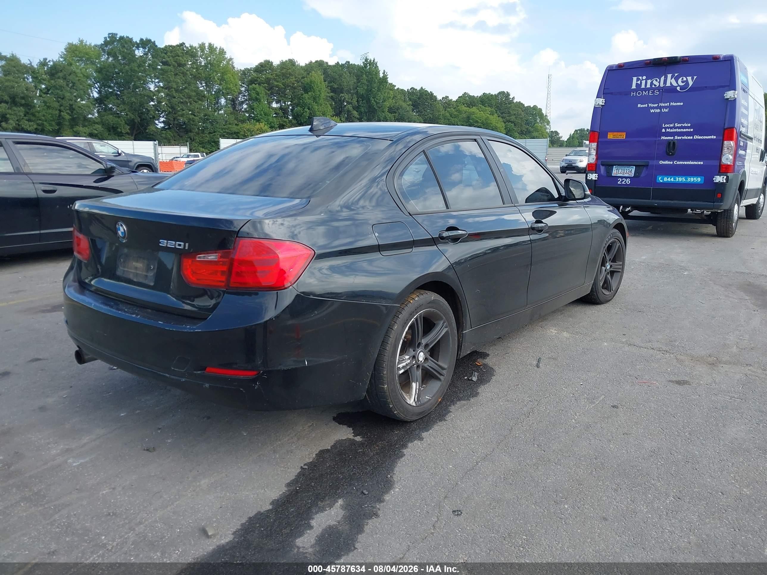 2014 Bmw 320i   Черный vin: WBA3B1C55EP679876