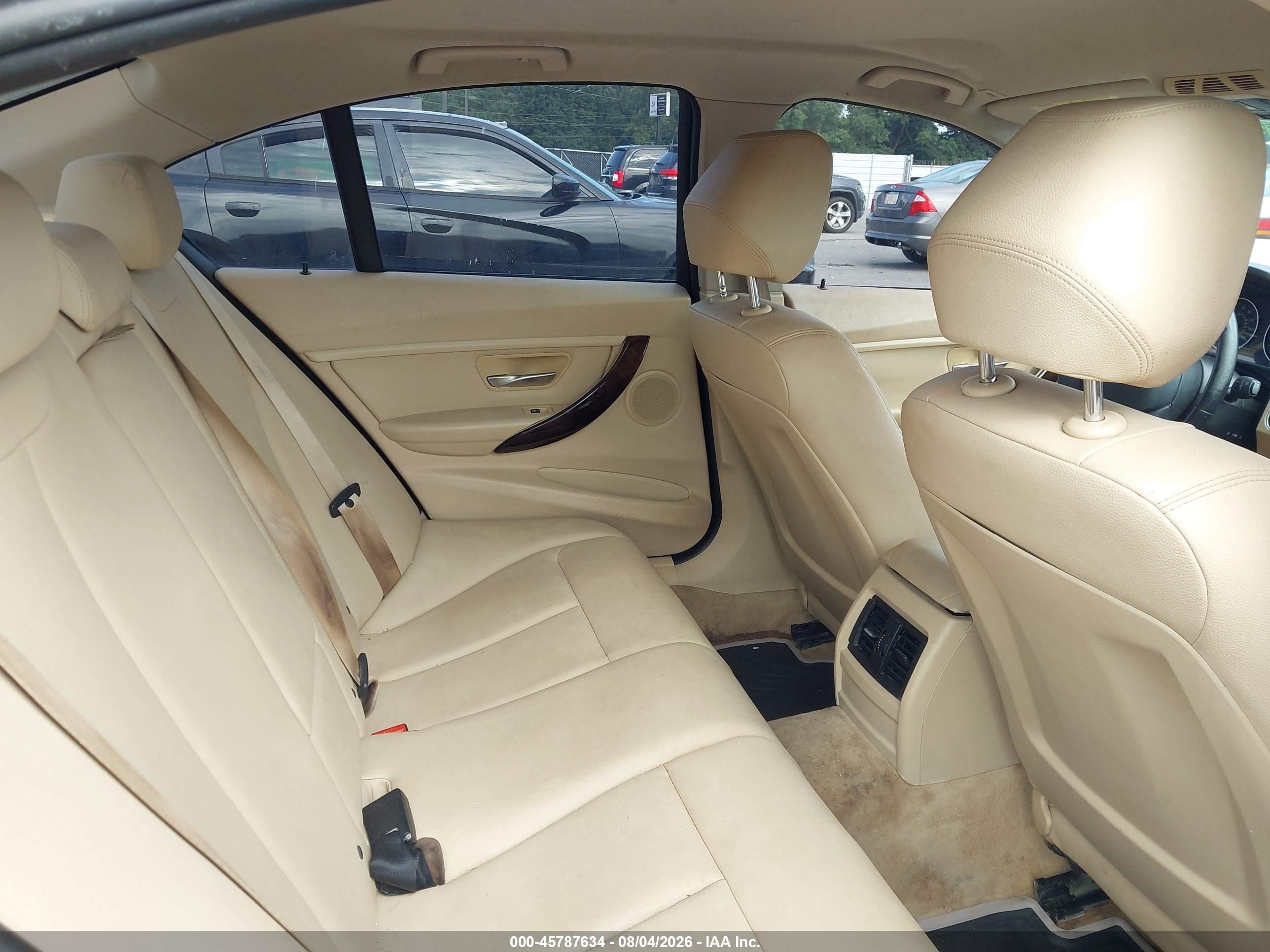 2014 Bmw 320i   Черный vin: WBA3B1C55EP679876