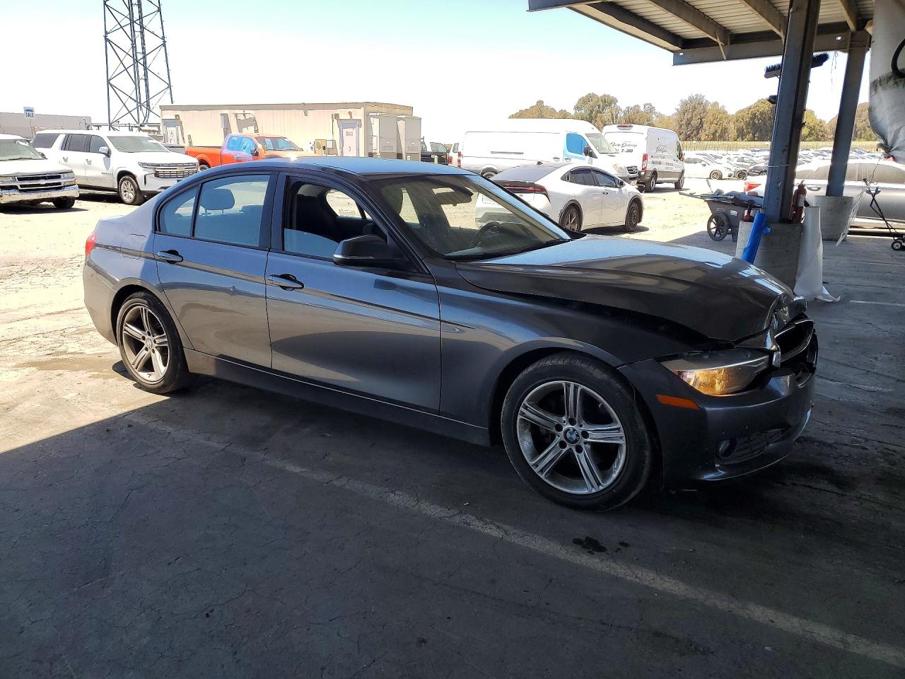 2015 Bmw 320 I Gray vin: WBA3B1C55FK138003