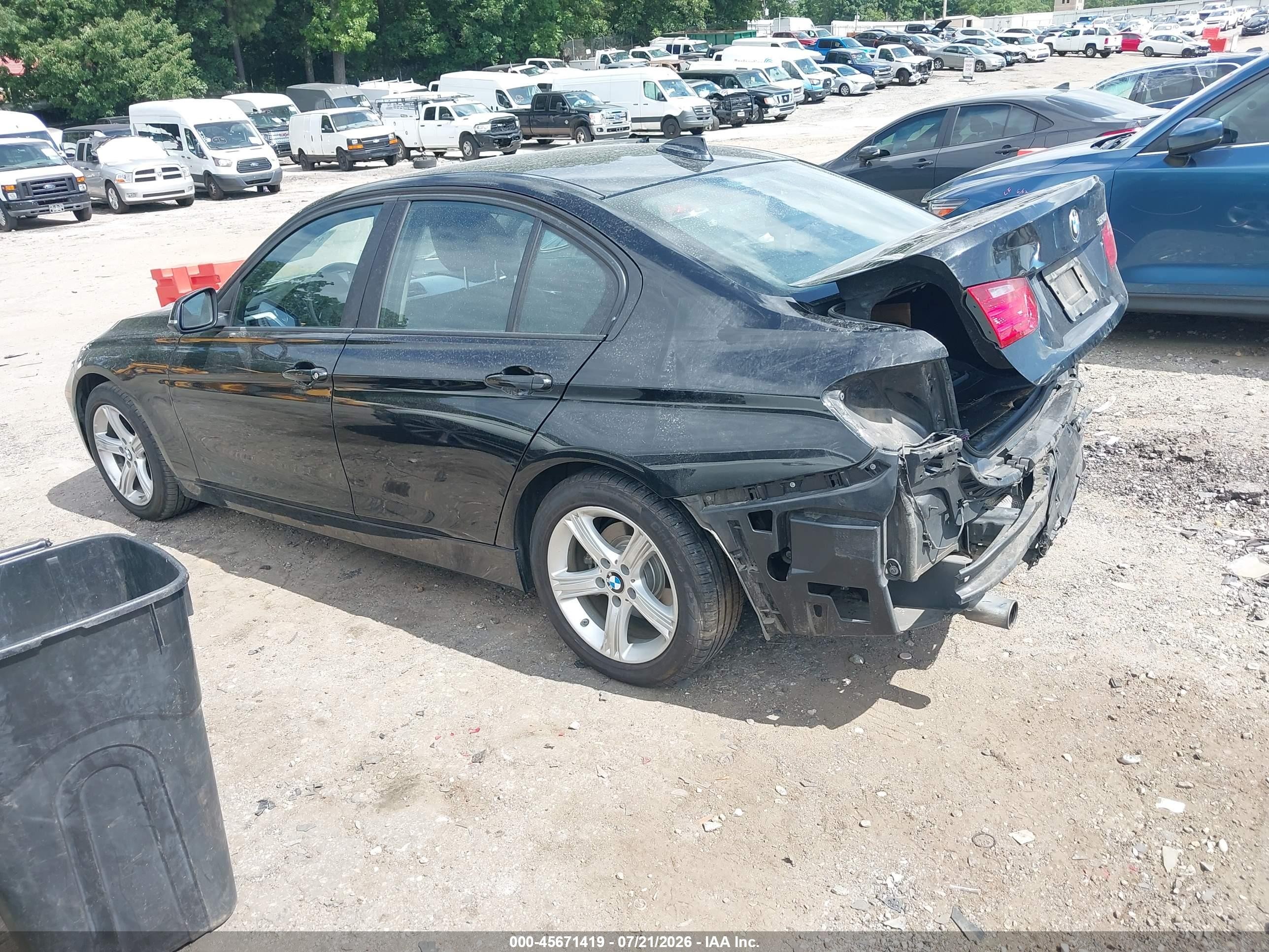 2013 Bmw 320i   Черный vin: WBA3B1C56DF462728