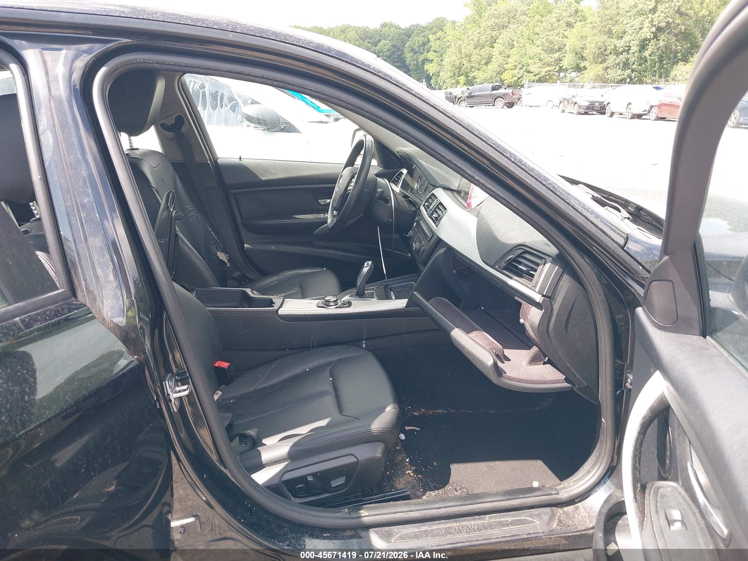 2013 Bmw 320i   Черный vin: WBA3B1C56DF462728