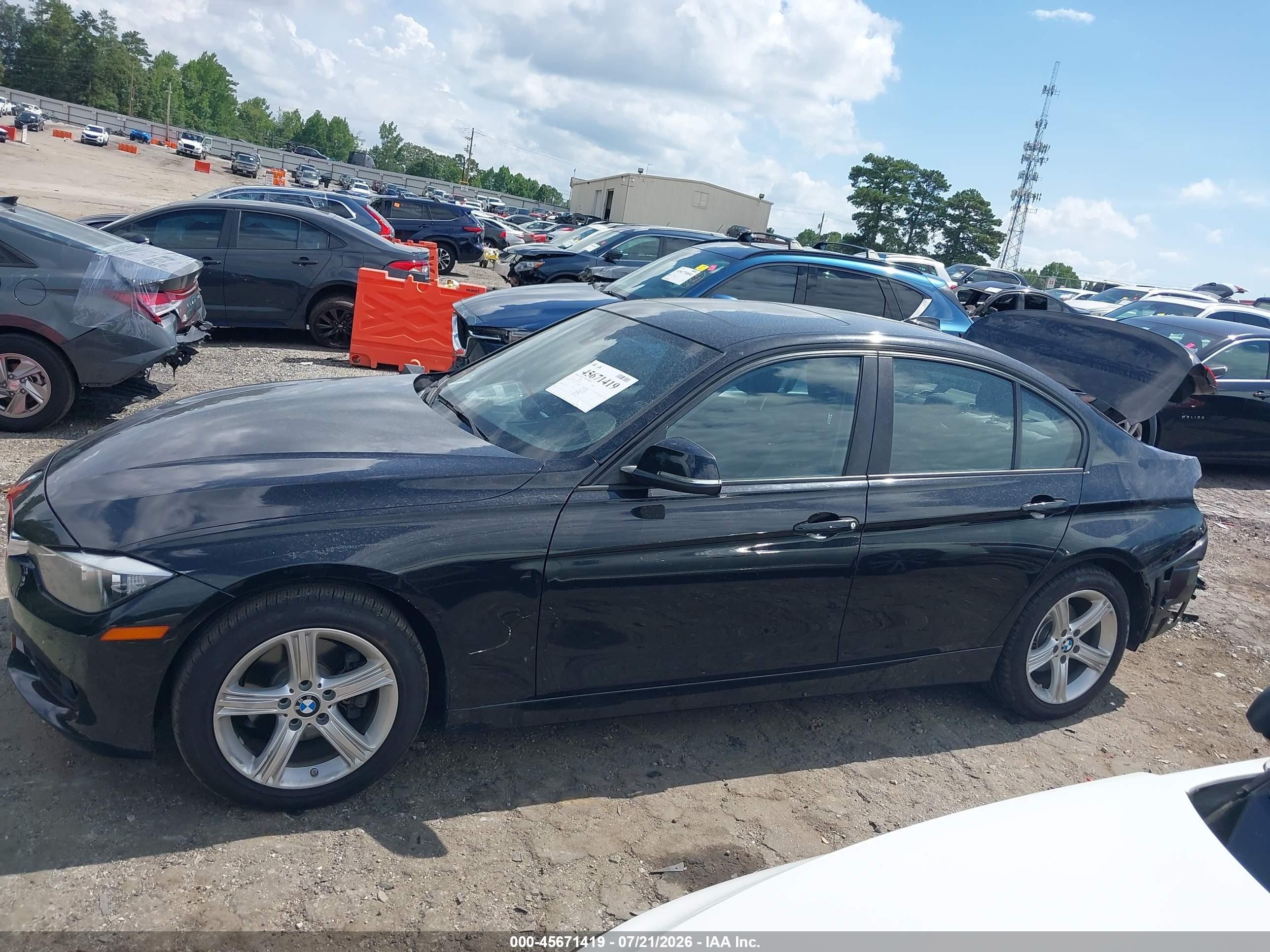 2013 Bmw 320i   Черный vin: WBA3B1C56DF462728