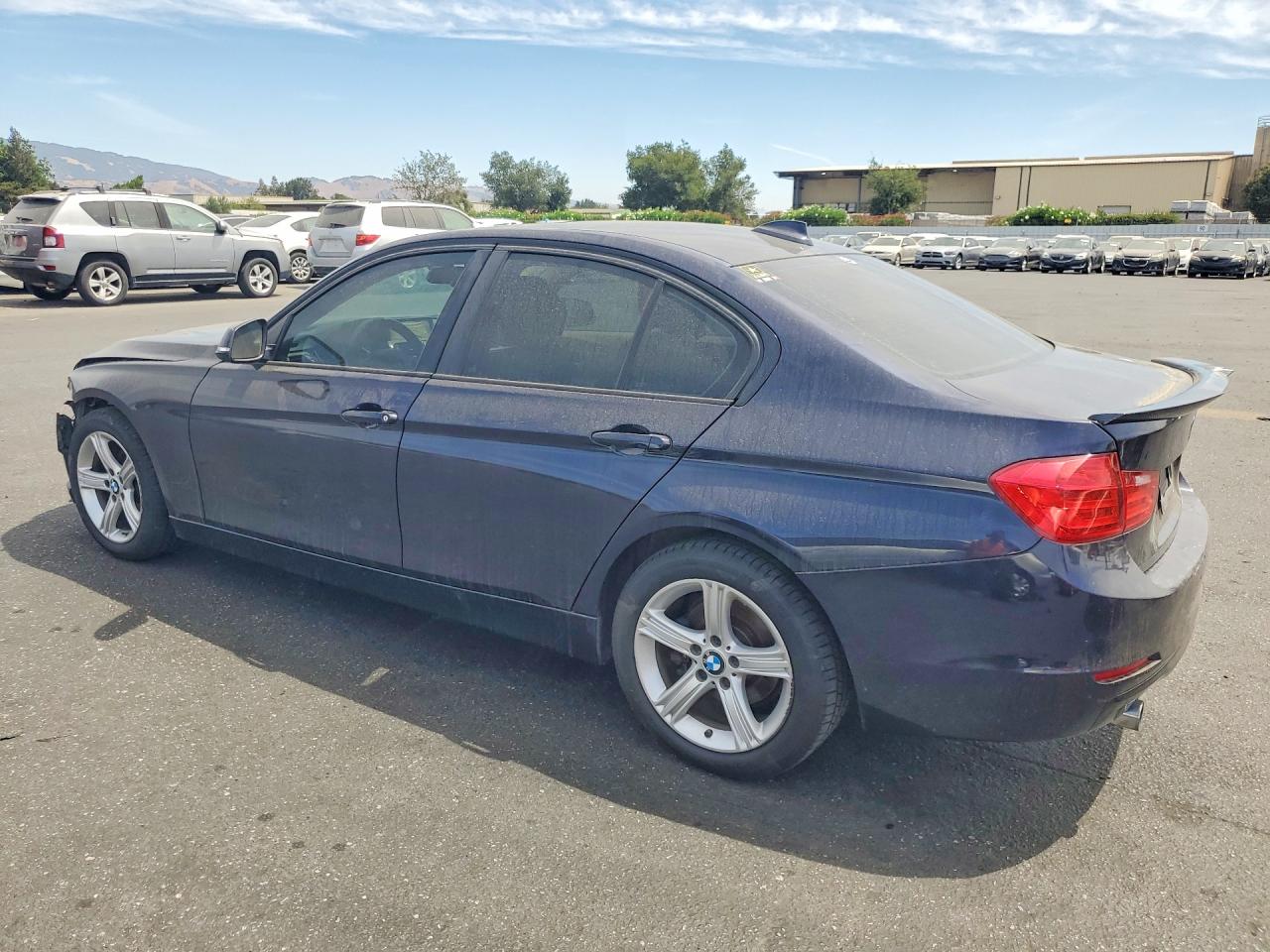2013 Bmw 320 I Blue vin: WBA3B1C57DK128943