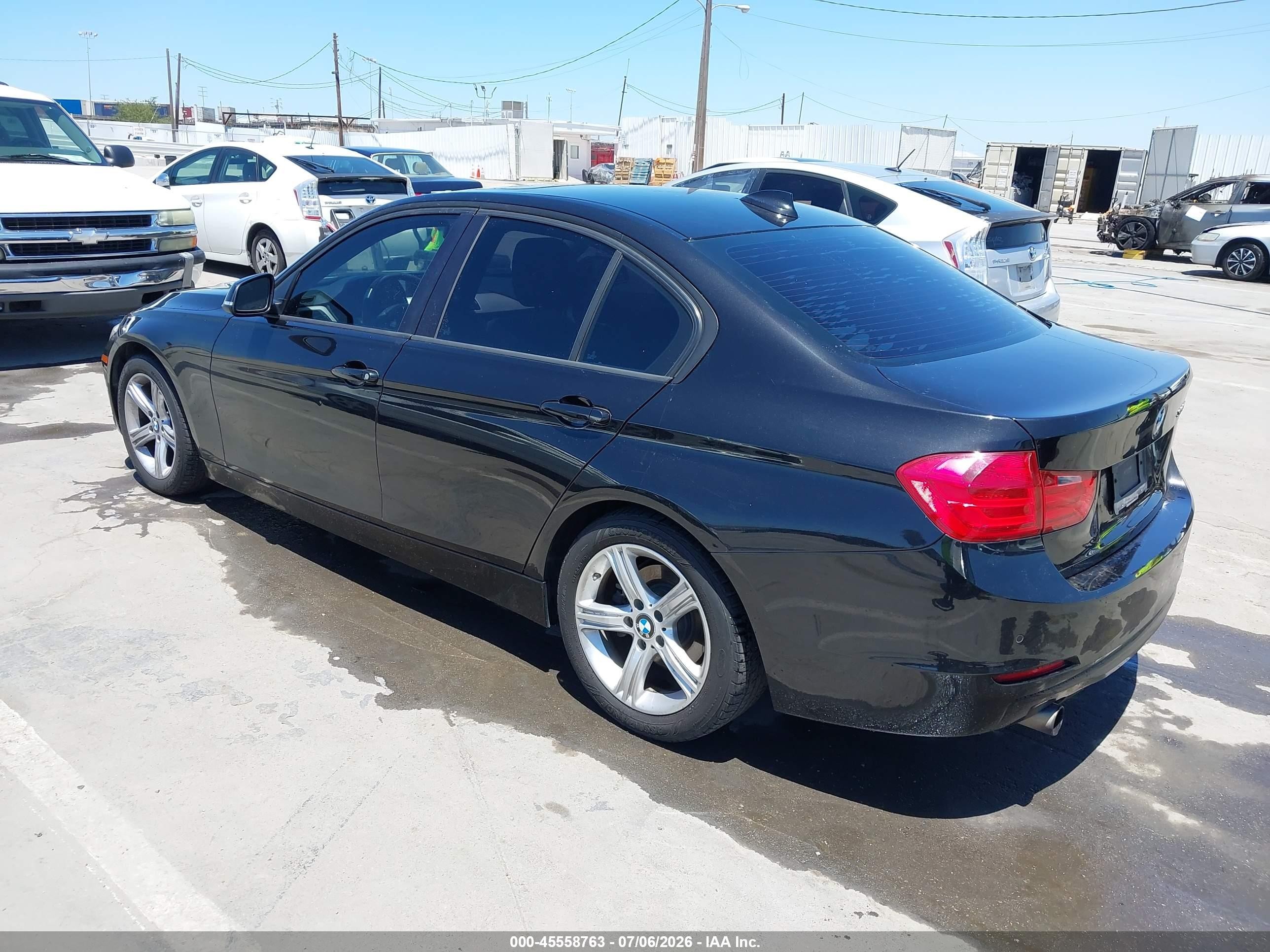 2014 Bmw 320i   Черный vin: WBA3B1C57EP679412