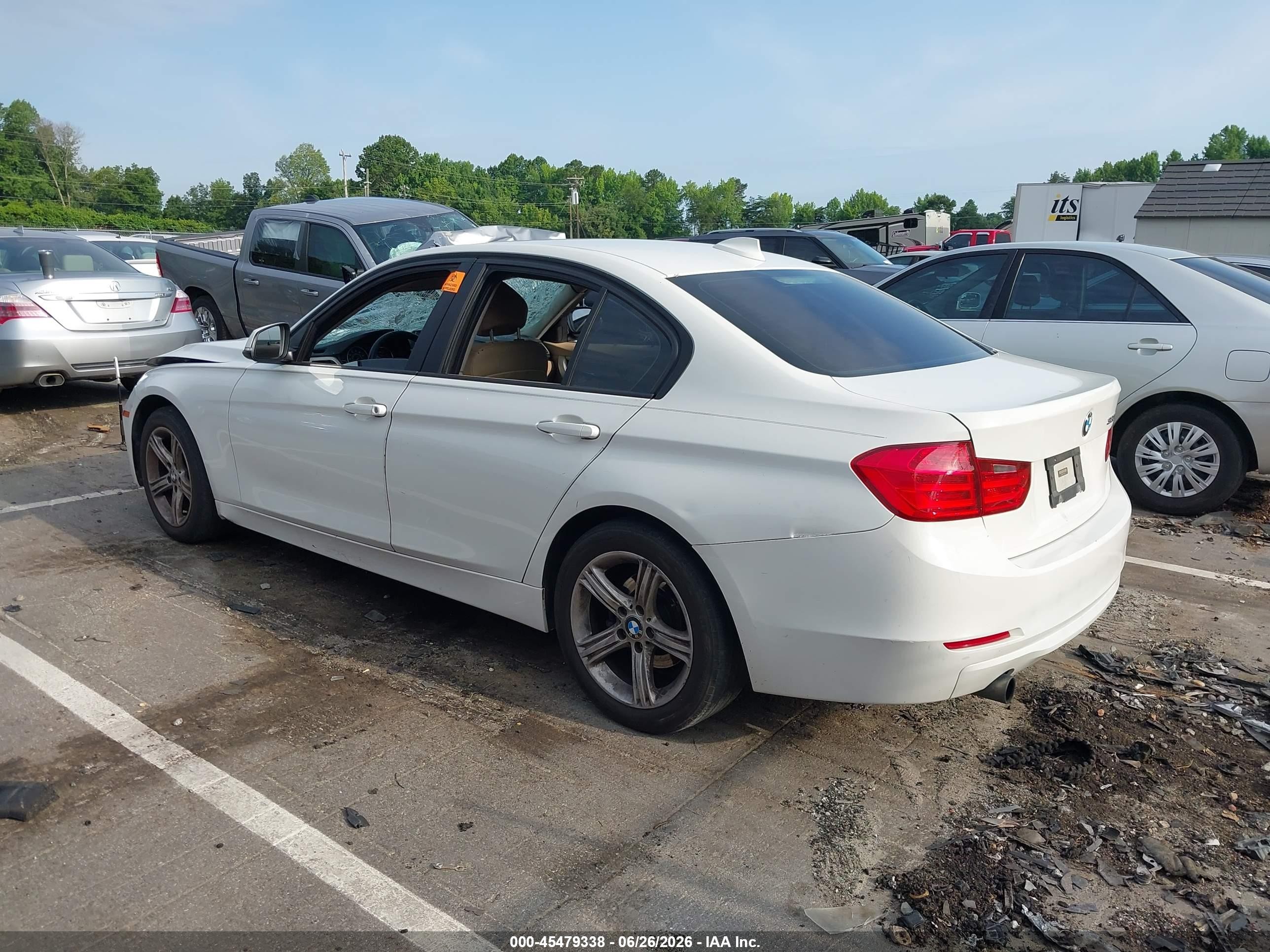 2015 Bmw 320i   White vin: WBA3B1C57FK137550