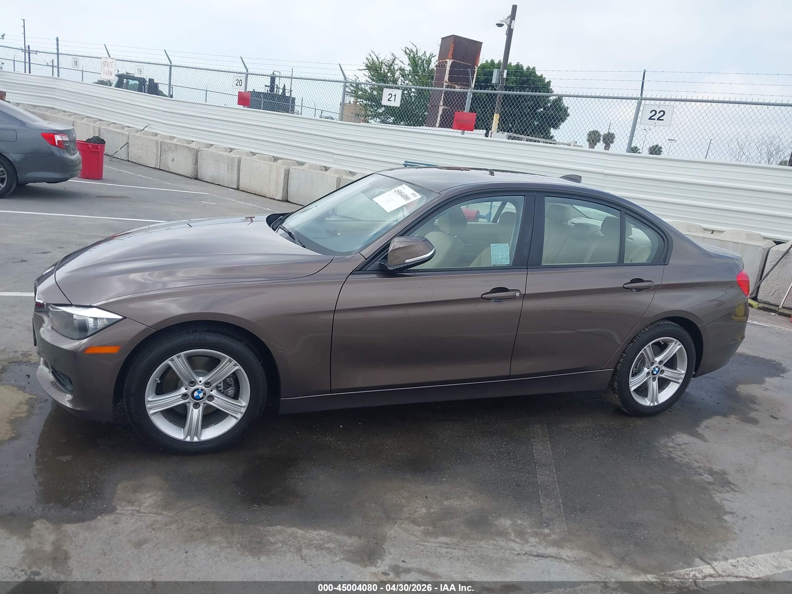 2015 Bmw 320 I Brown vin: WBA3B1C57FK139461