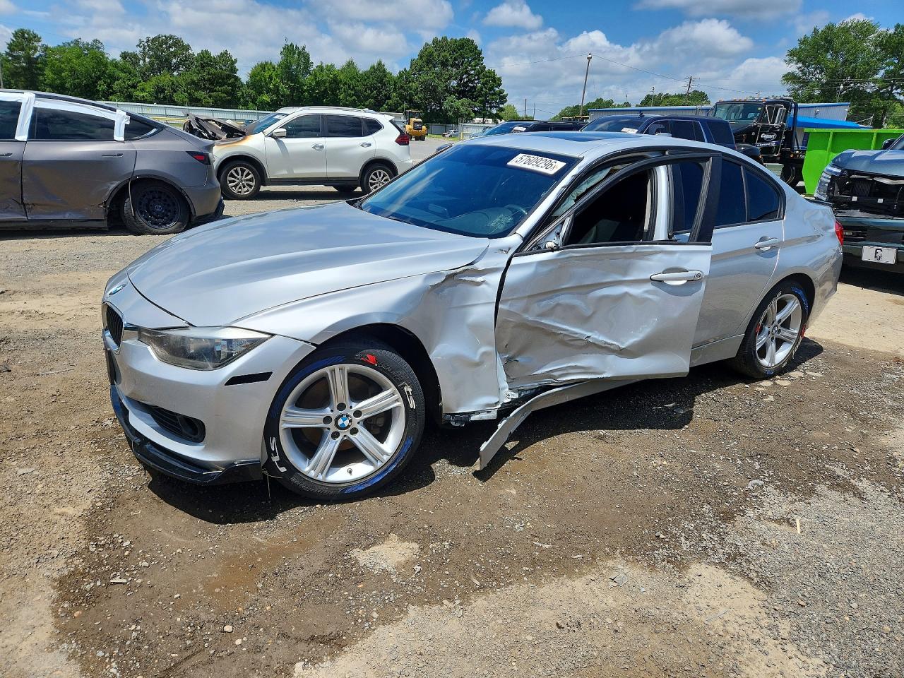 2015 Bmw 320 I Серебряный vin: WBA3B1C57FK139928