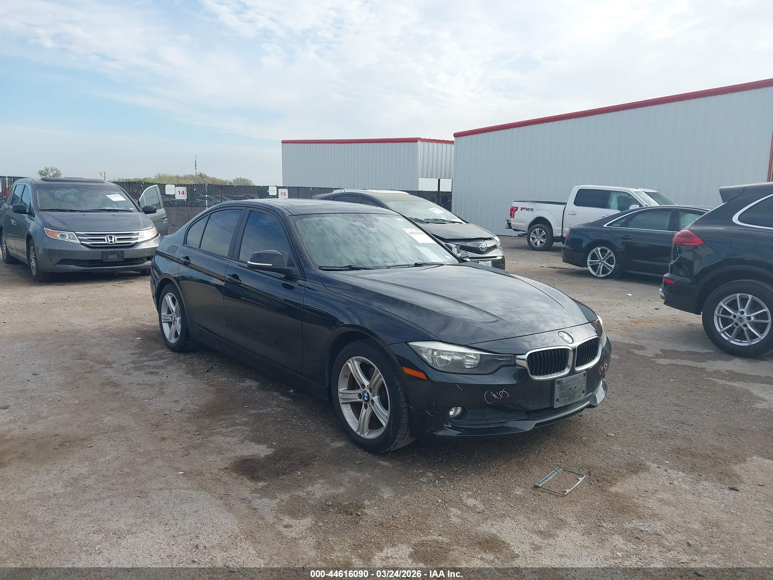 WBA3B1C57FK141176