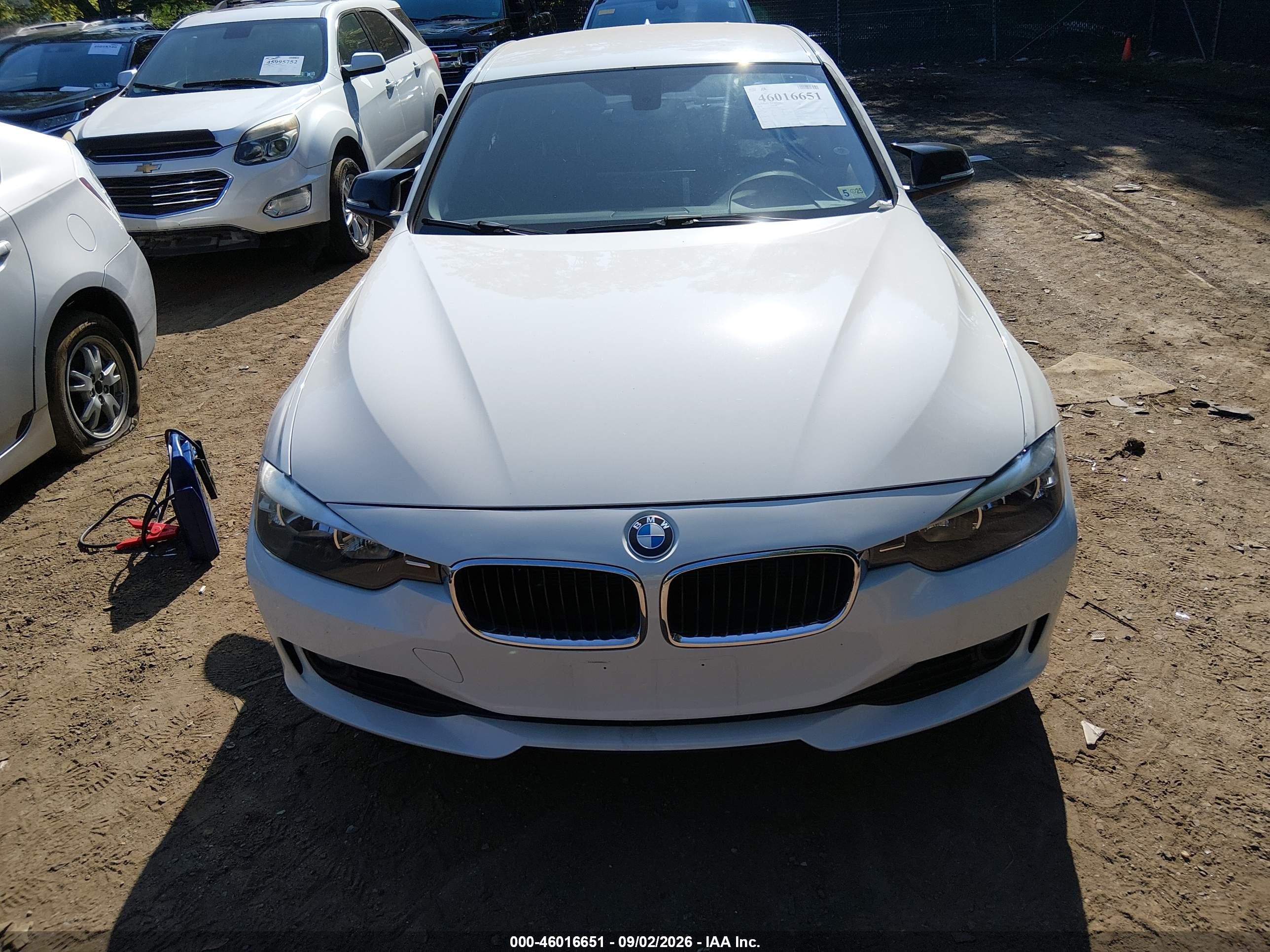 2014 Bmw 320i   White vin: WBA3B1C58EK130976