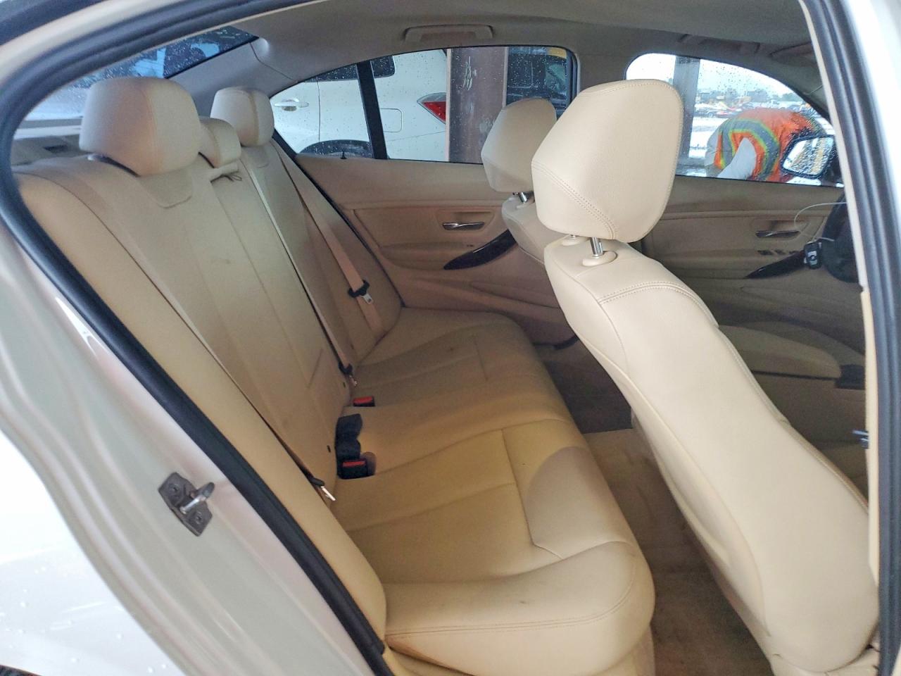 2015 Bmw 320 I White vin: WBA3B1C58FK136052