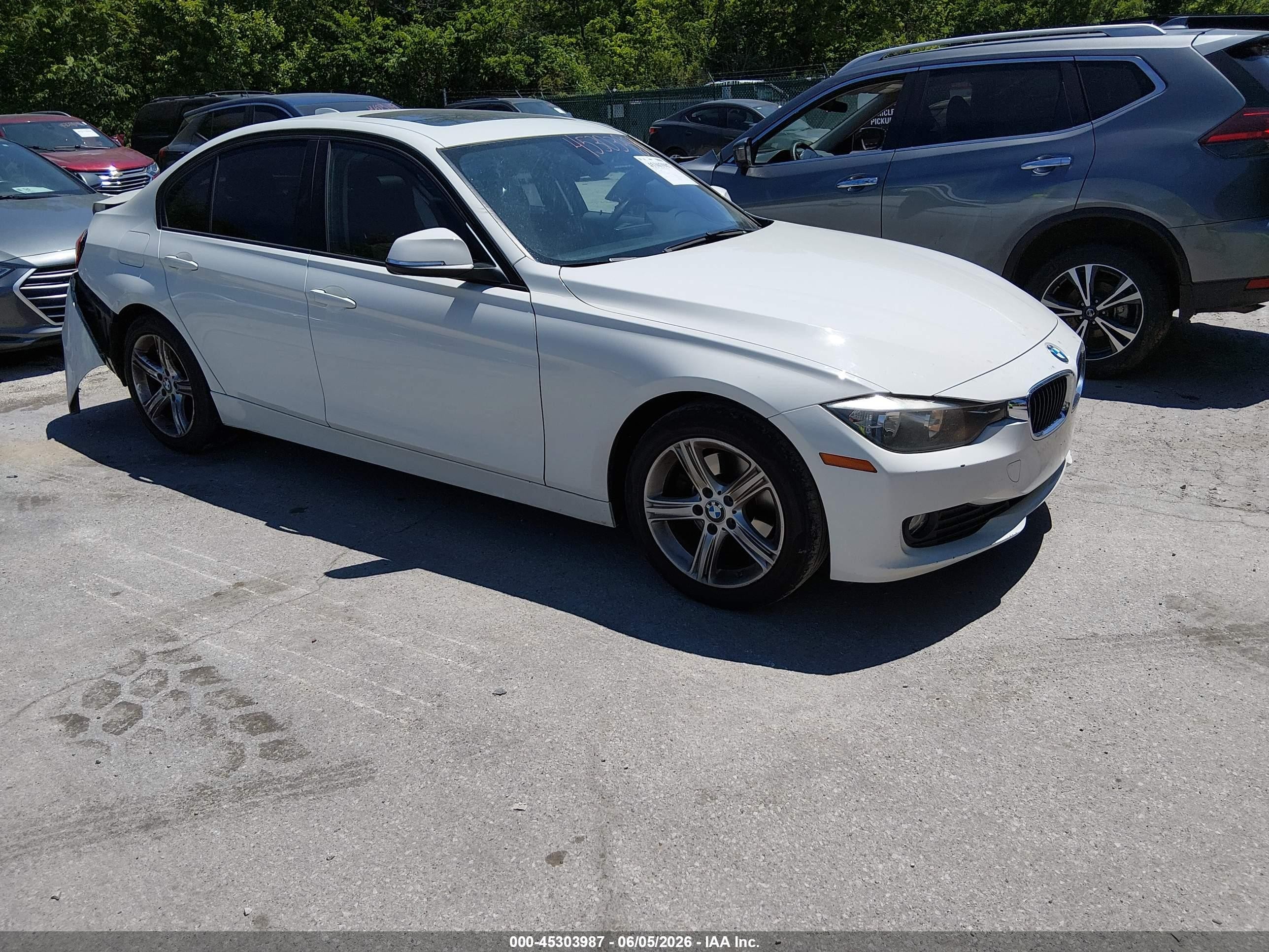 2015 Bmw 320i   White vin: WBA3B1C58FK139694