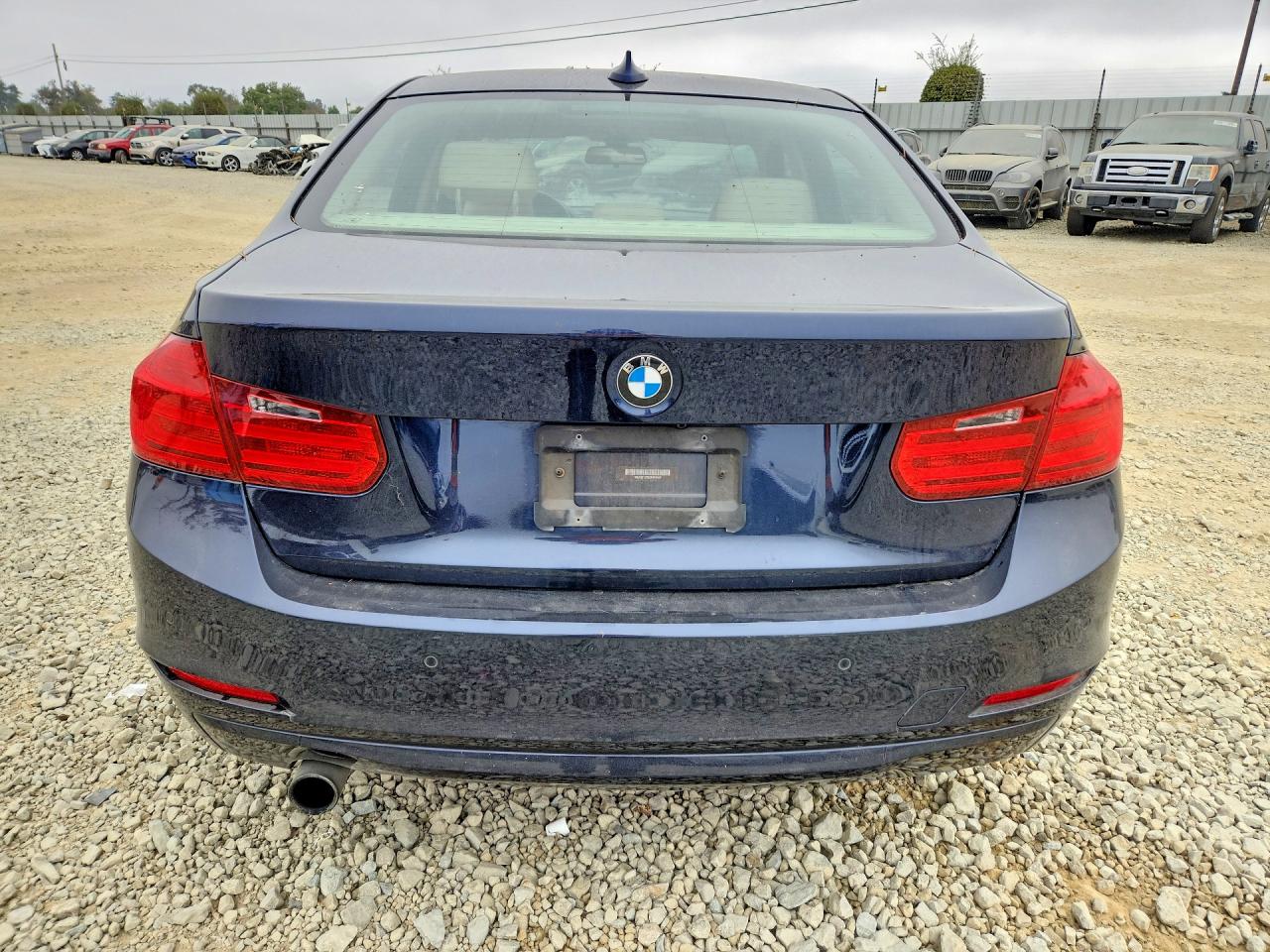 2014 Bmw 320 I Blue vin: WBA3B1C59EP679167
