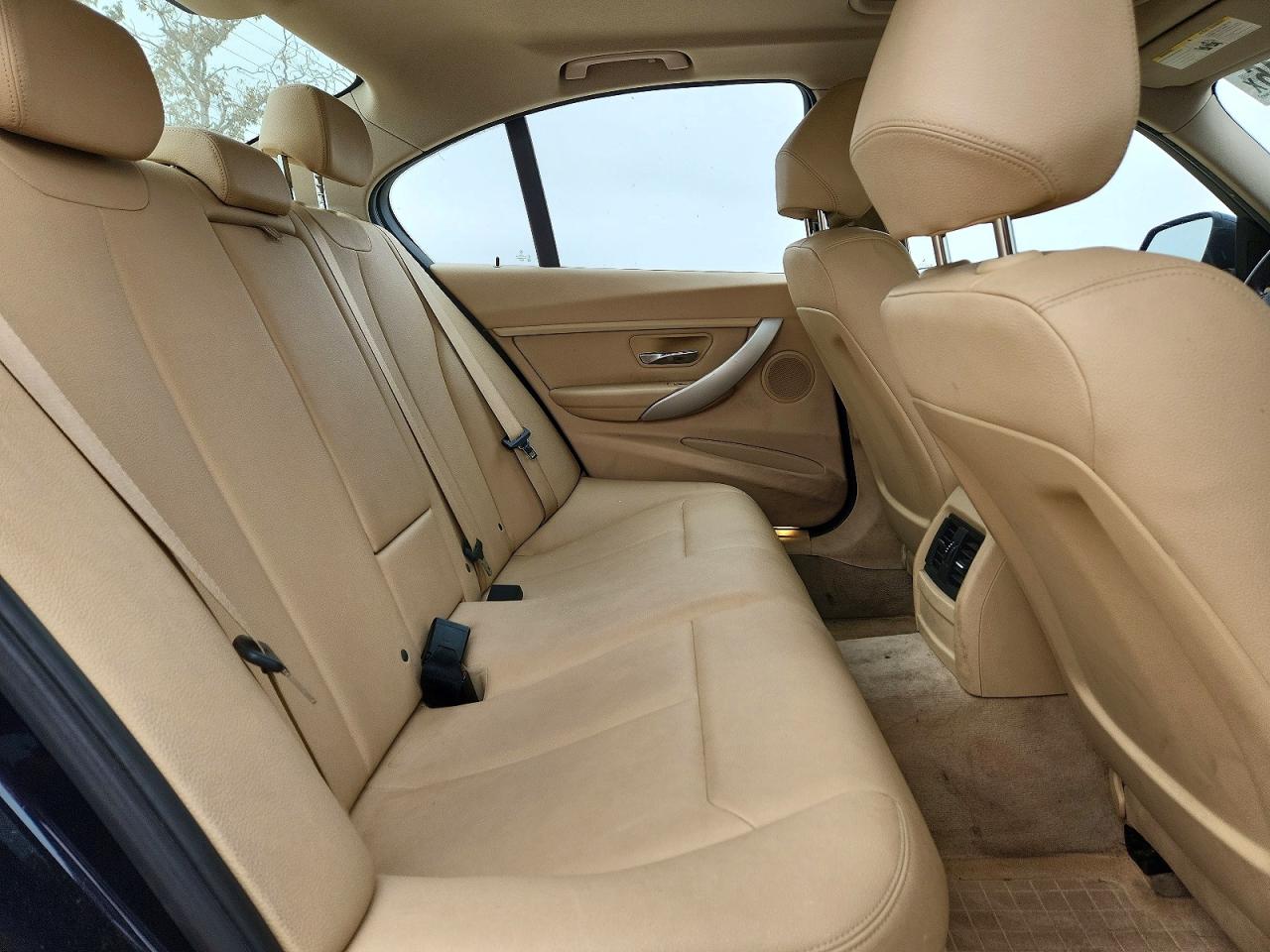 2014 Bmw 320 I Blue vin: WBA3B1C59EP679167