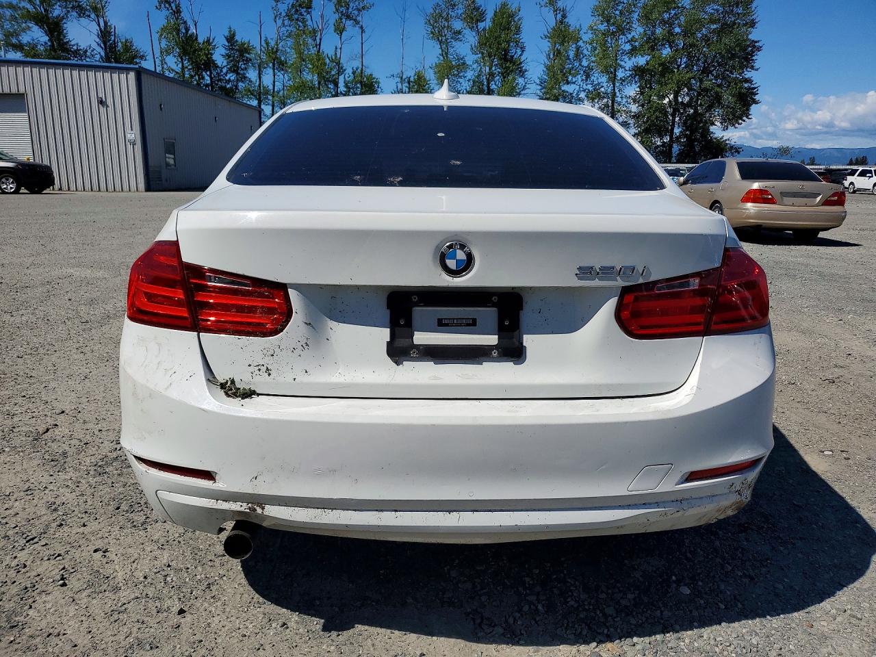 2015 Bmw 320 I White vin: WBA3B1C59FK138070