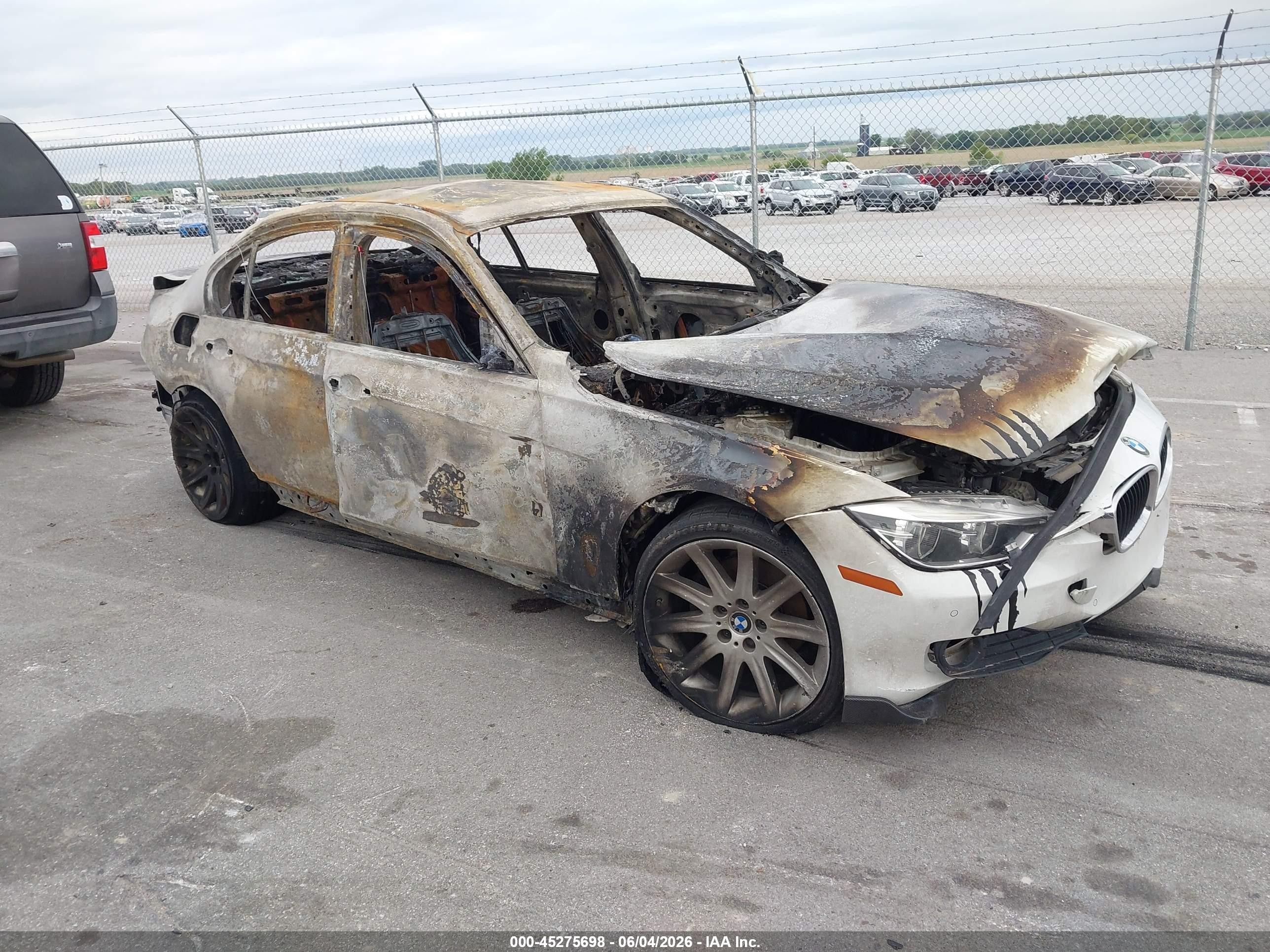 2015 Bmw 320i   White vin: WBA3B1C59FK138845