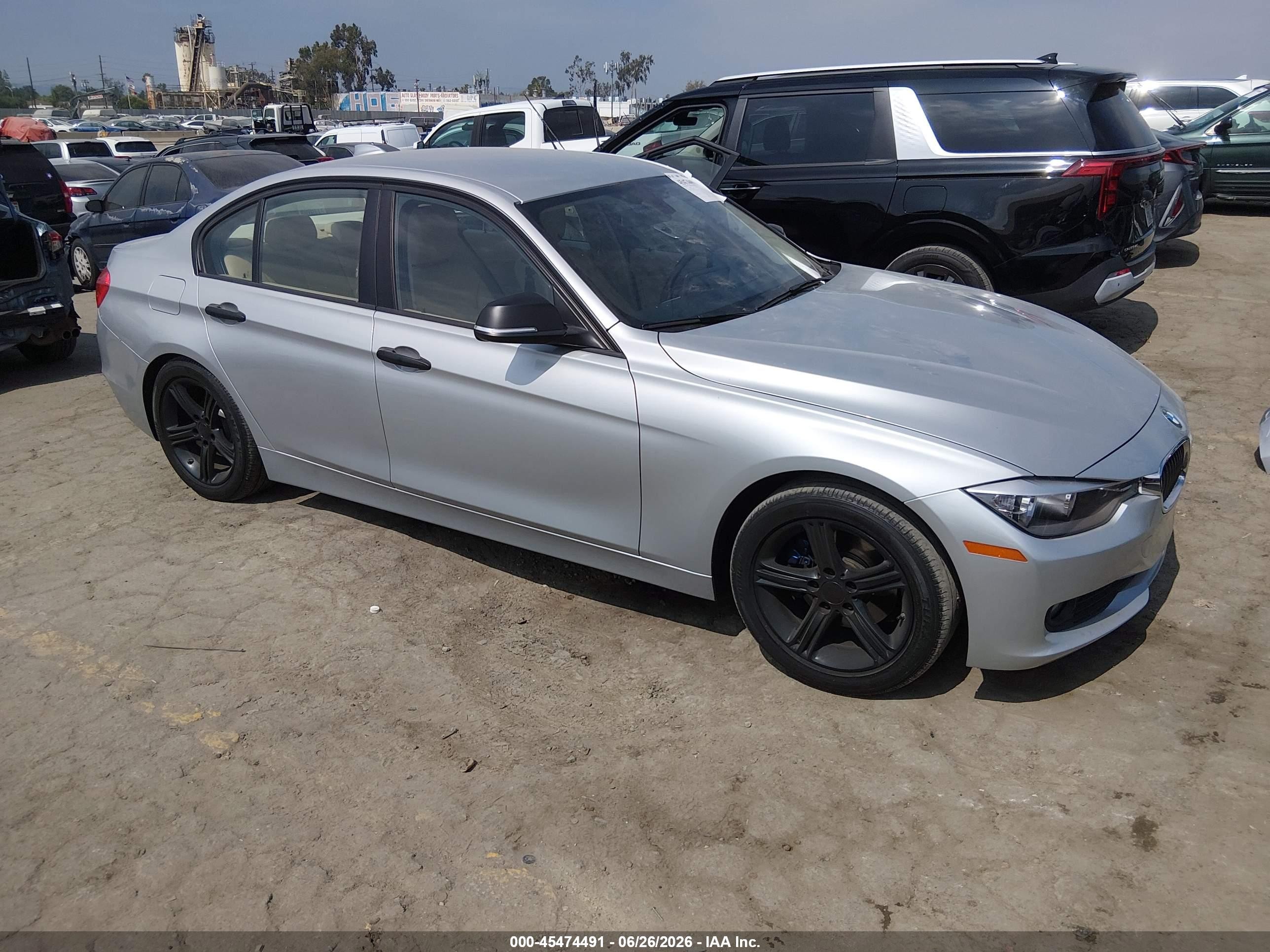 2013 Bmw 320i   Silver vin: WBA3B1C5XDK130041