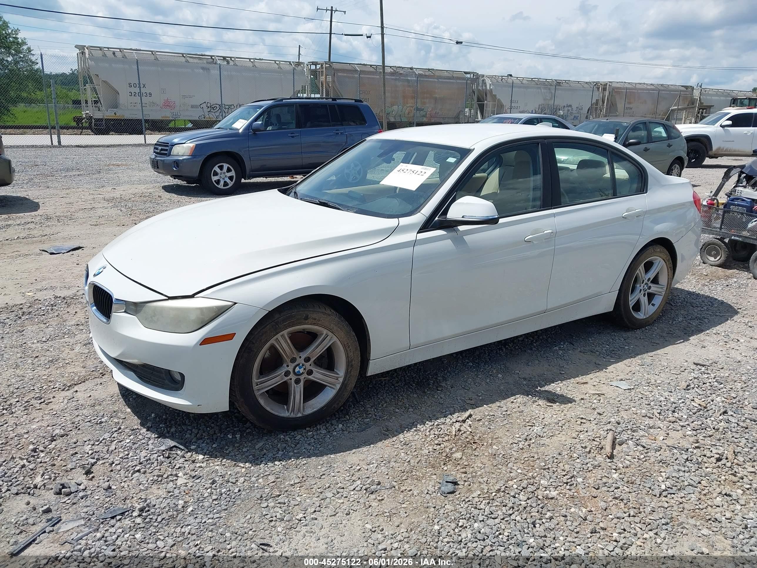 2014 Bmw 320i   White vin: WBA3B1C5XEK134012