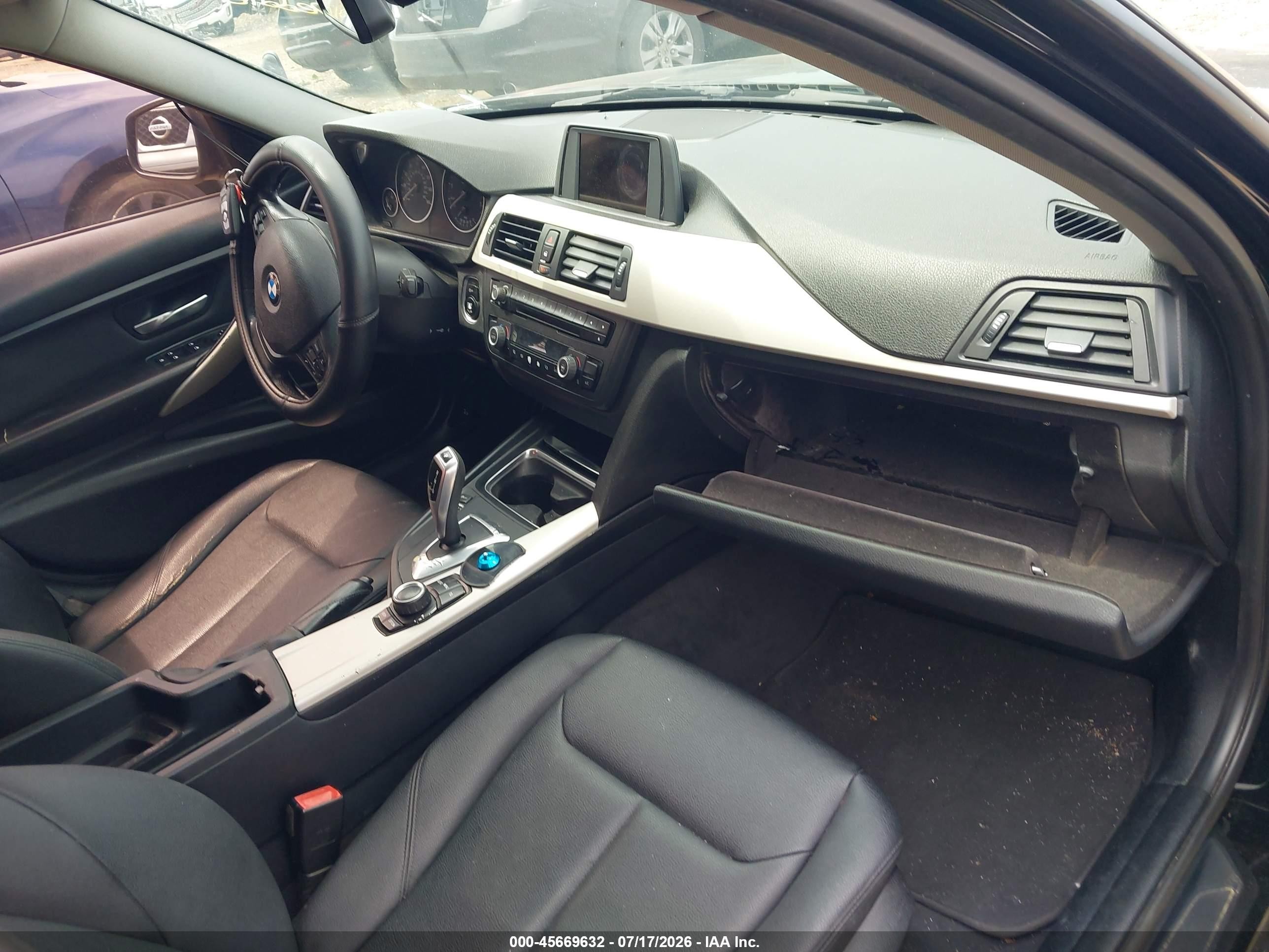 2015 Bmw 320i   Черный vin: WBA3B1C5XF5A05836