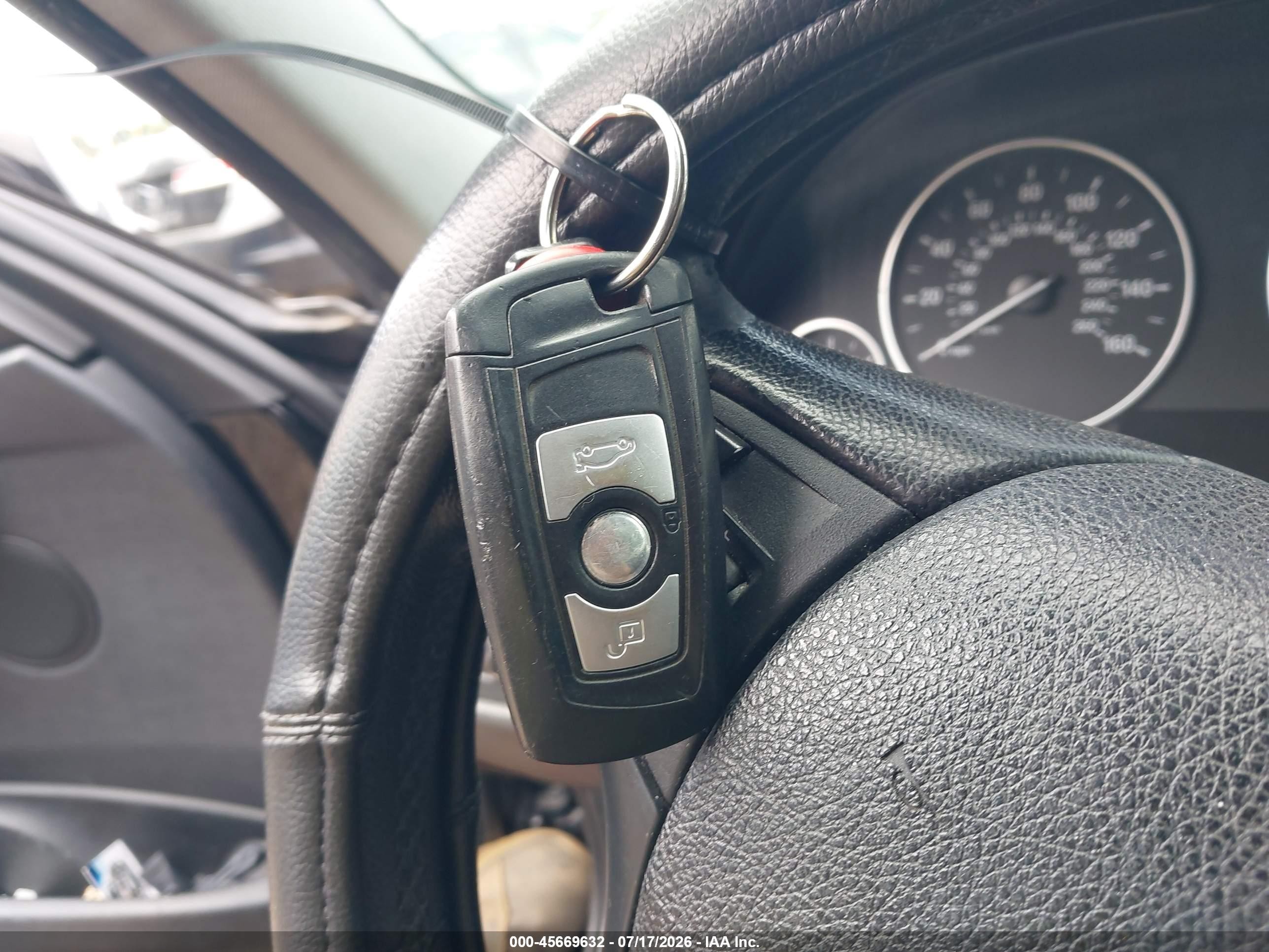 2015 Bmw 320i   Черный vin: WBA3B1C5XF5A05836