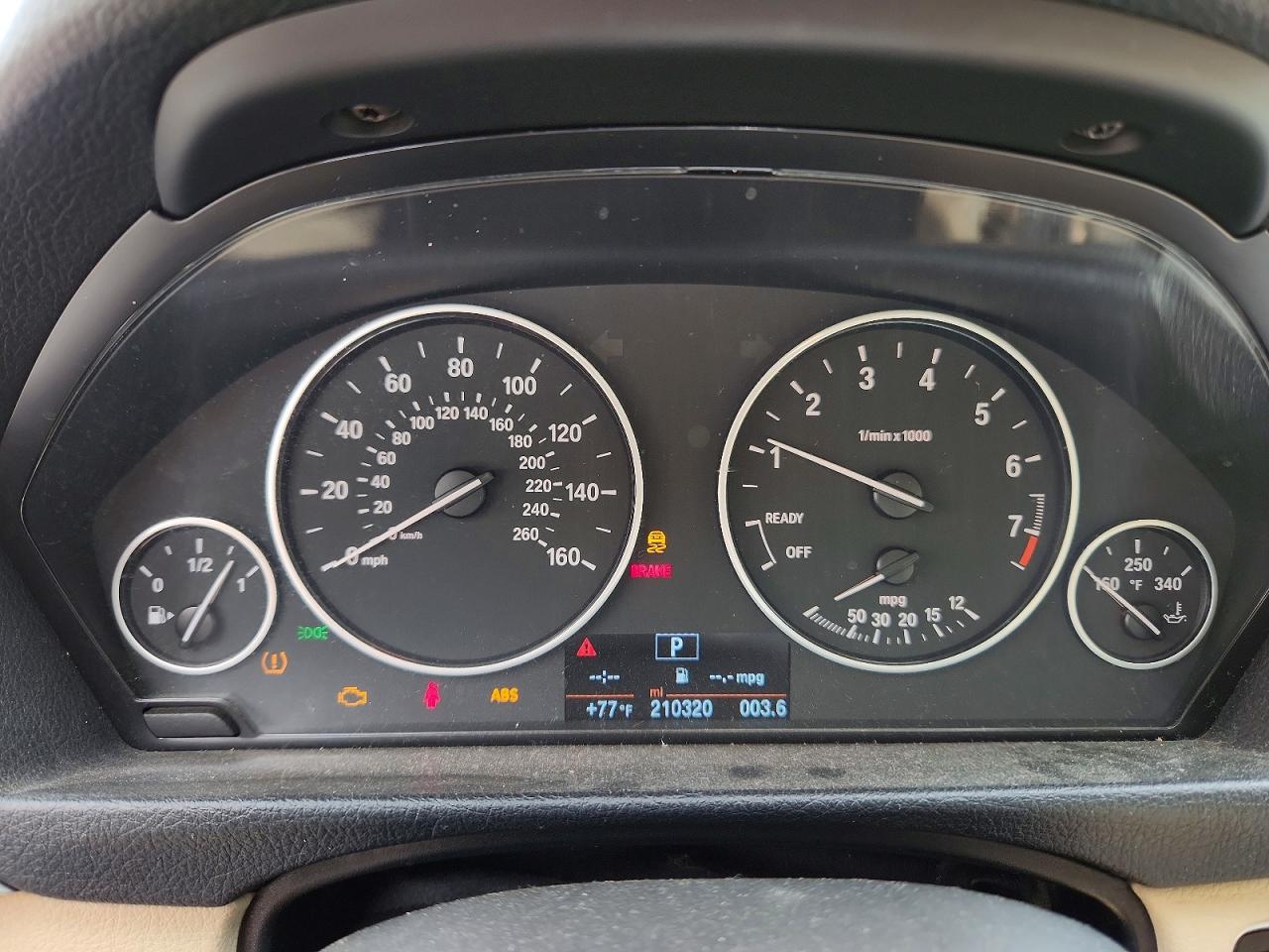 2014 Bmw 320 I Белый vin: WBA3B1G50ENS77849