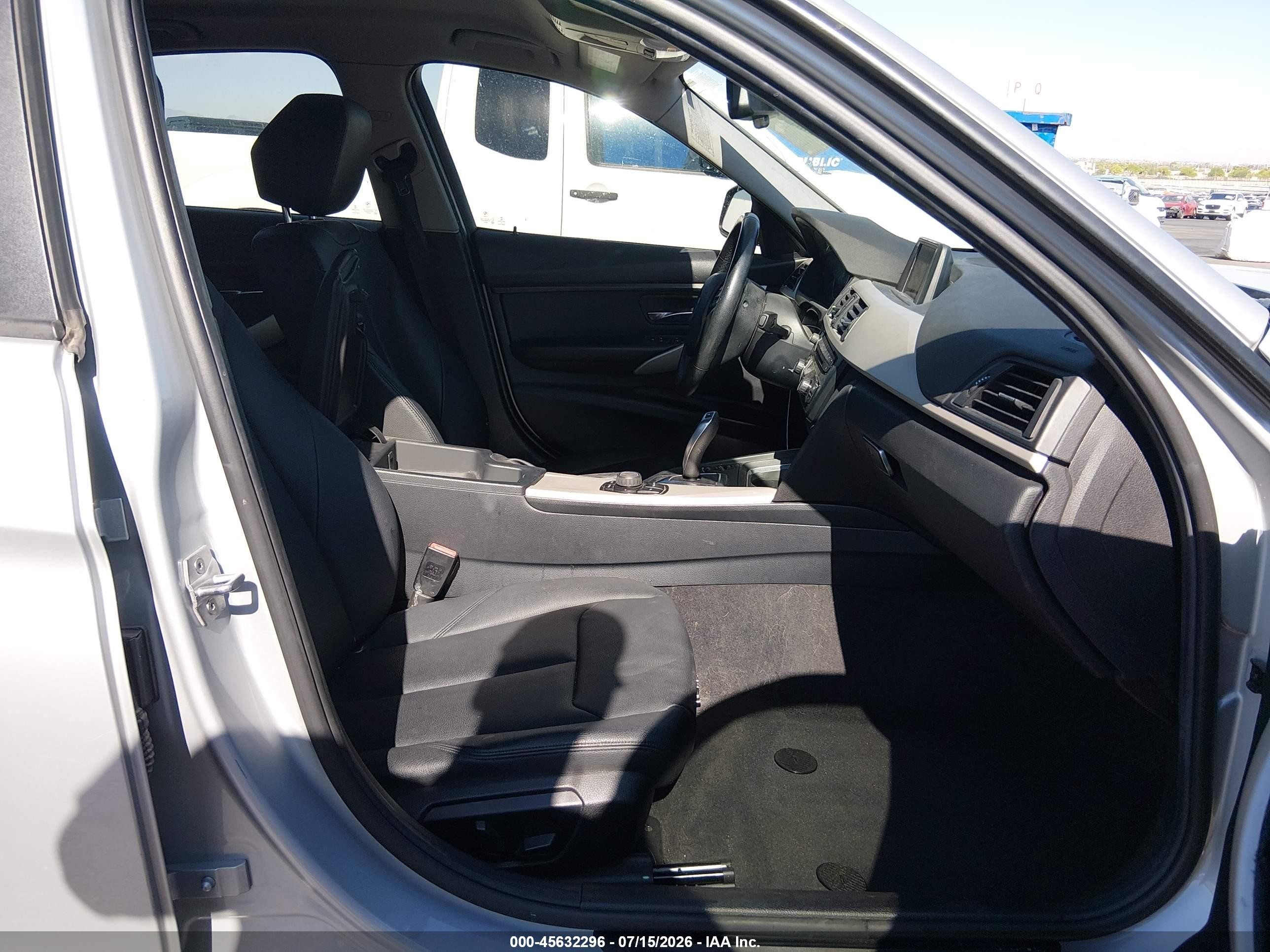 2015 Bmw 320i   Gray vin: WBA3B1G50FNT02024
