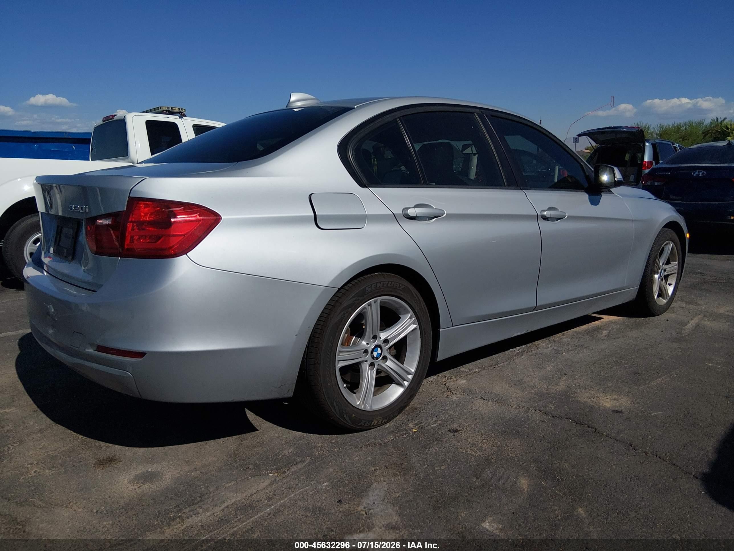 2015 Bmw 320i   Gray vin: WBA3B1G50FNT02024