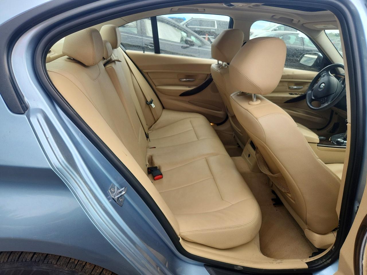 2014 Bmw 320 I Blue vin: WBA3B1G51ENS77293