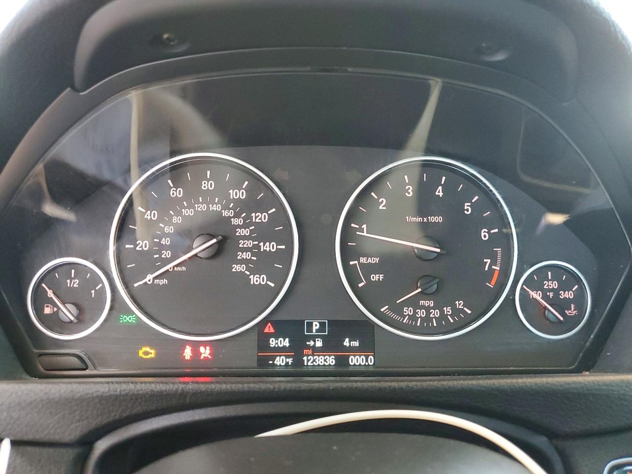 2014 Bmw 320 I Белый vin: WBA3B1G51ENS80243