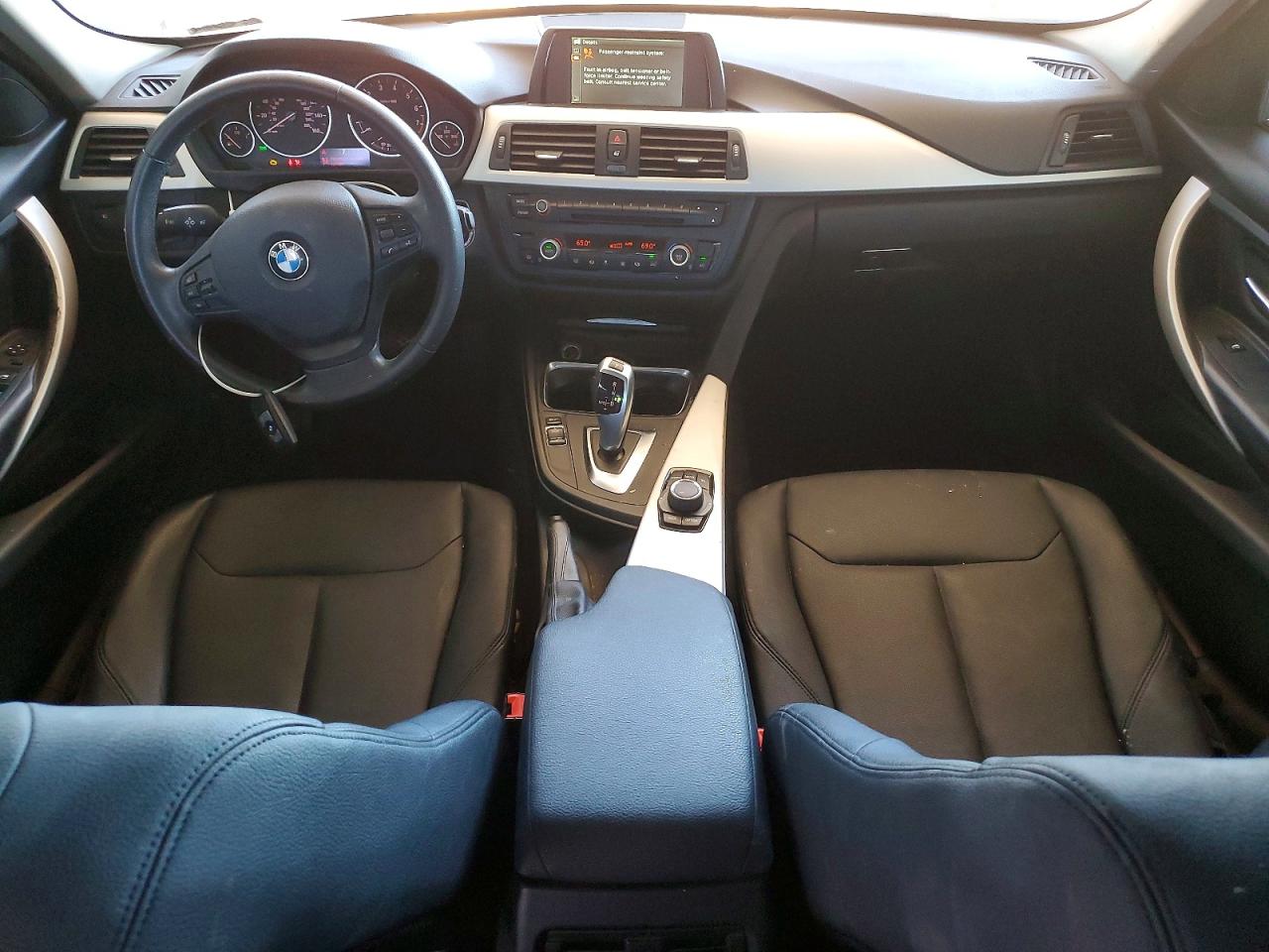 2014 Bmw 320 I Белый vin: WBA3B1G51ENS80243