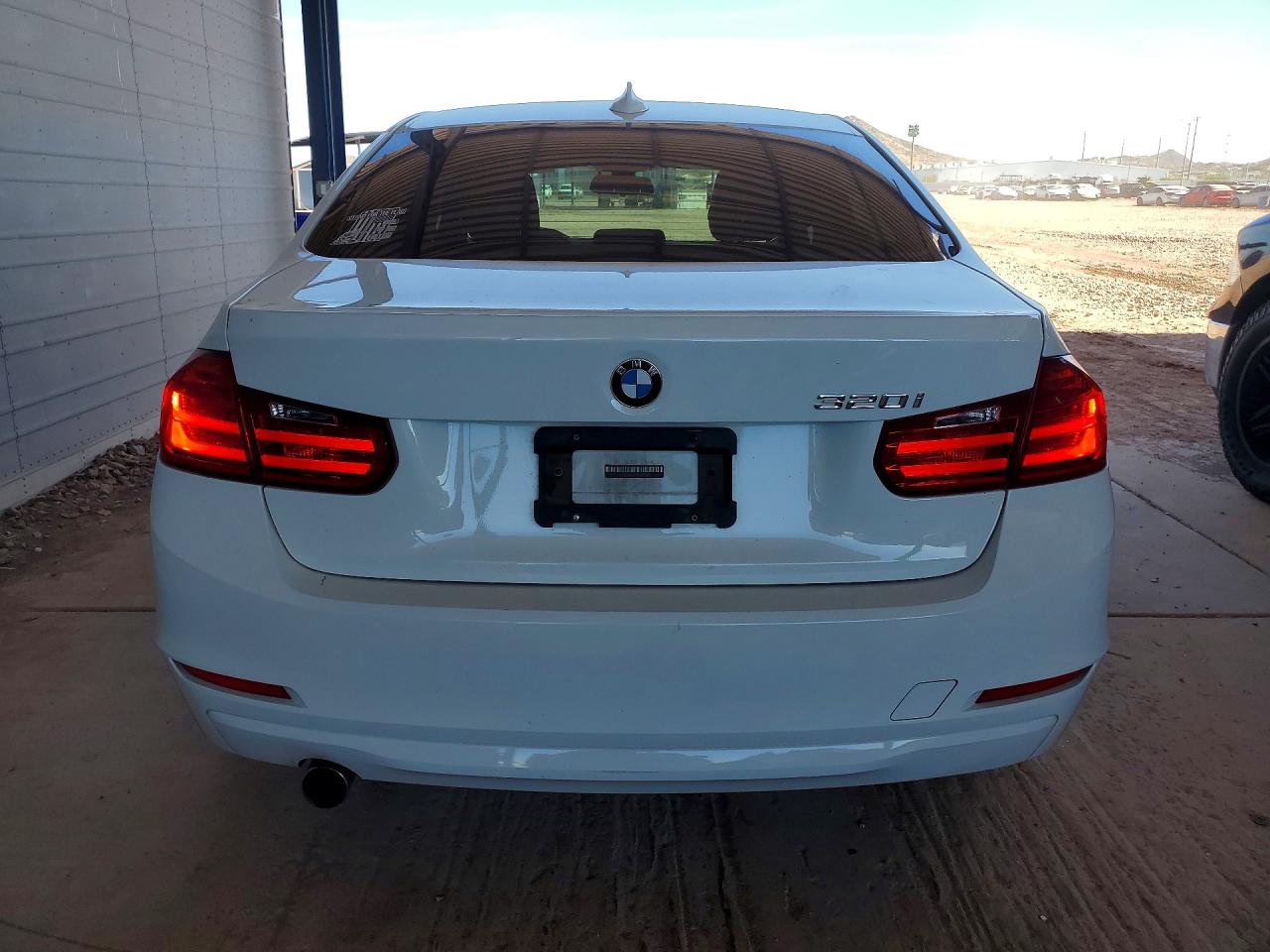 2014 Bmw 320 I Белый vin: WBA3B1G51ENS80243