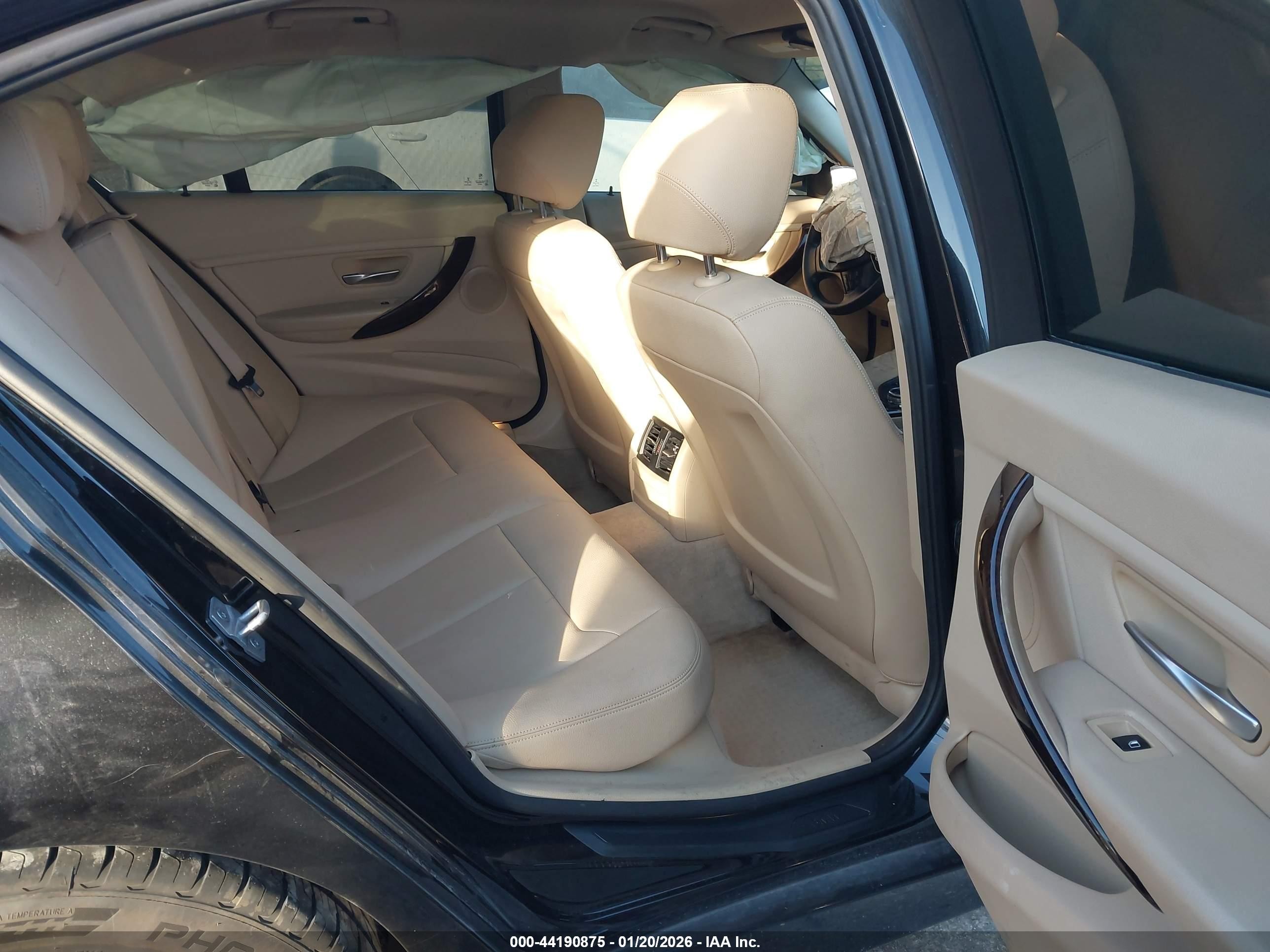 2014 Bmw 320i   Black vin: WBA3B1G51ENT00832