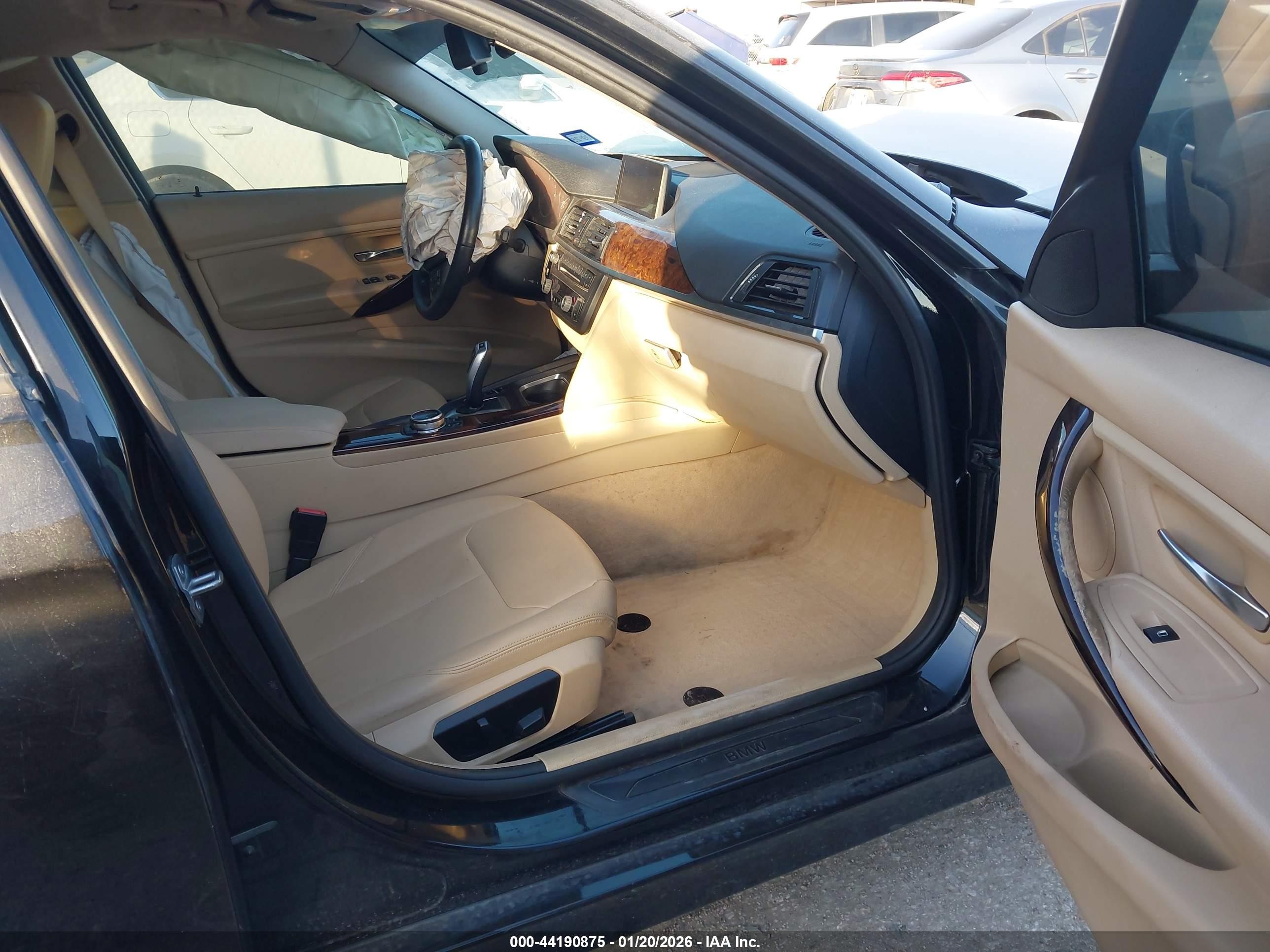 2014 Bmw 320i   Black vin: WBA3B1G51ENT00832