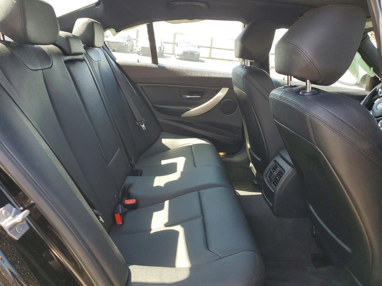 2015 Bmw 320 I Black vin: WBA3B1G51FNT04476