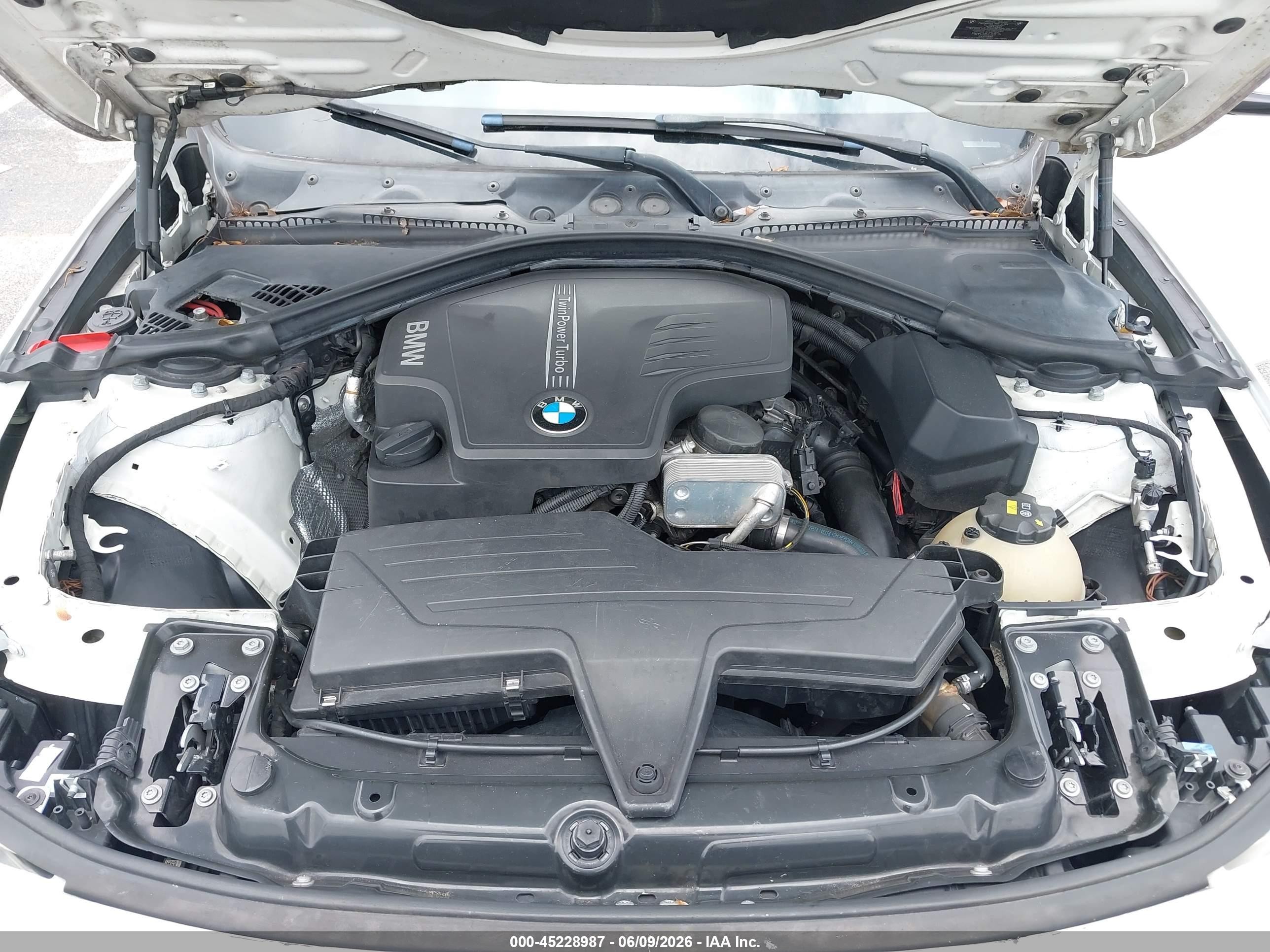 2015 Bmw 320i White vin: WBA3B1G51FNT07443