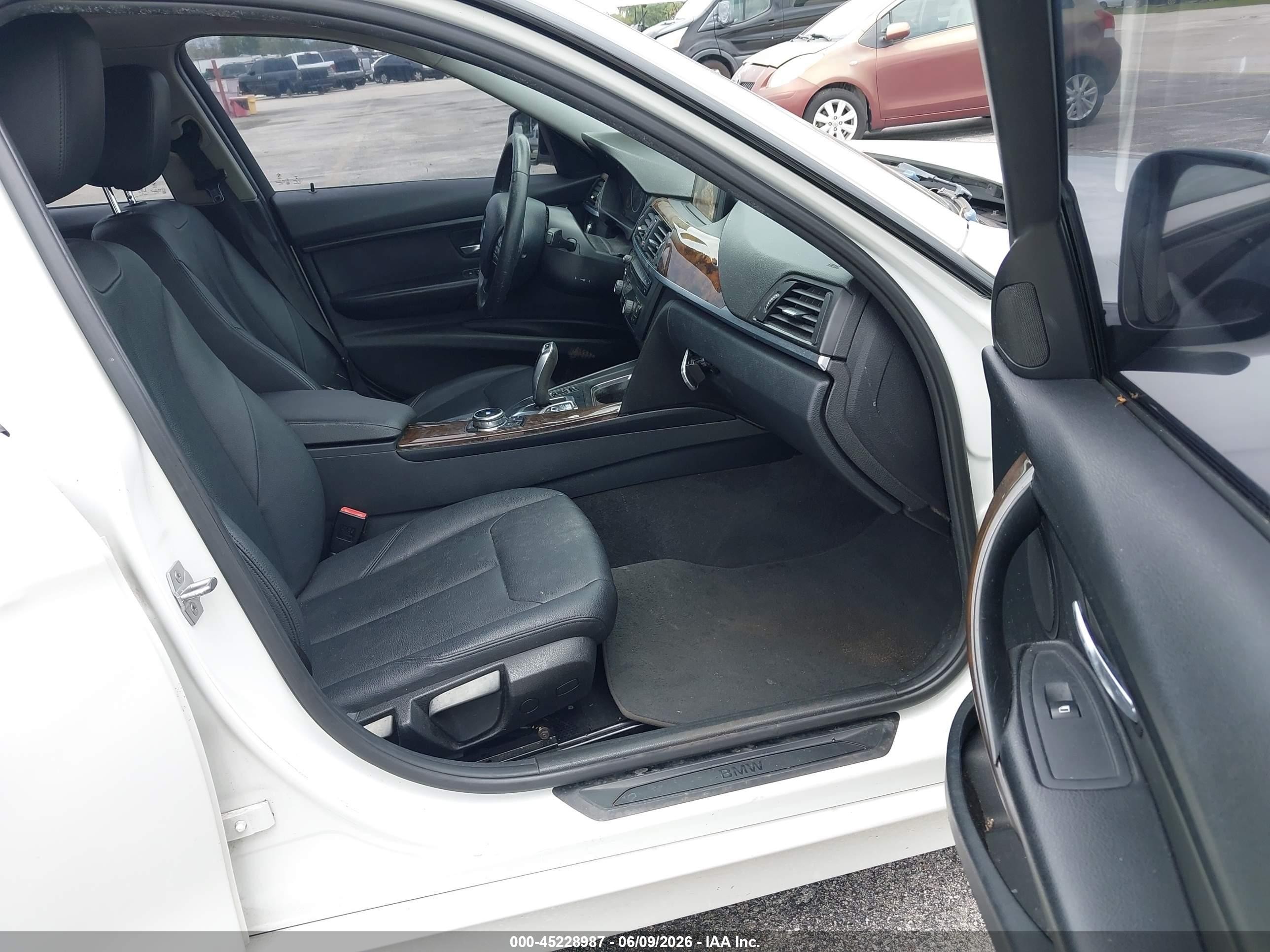 2015 Bmw 320i White vin: WBA3B1G51FNT07443