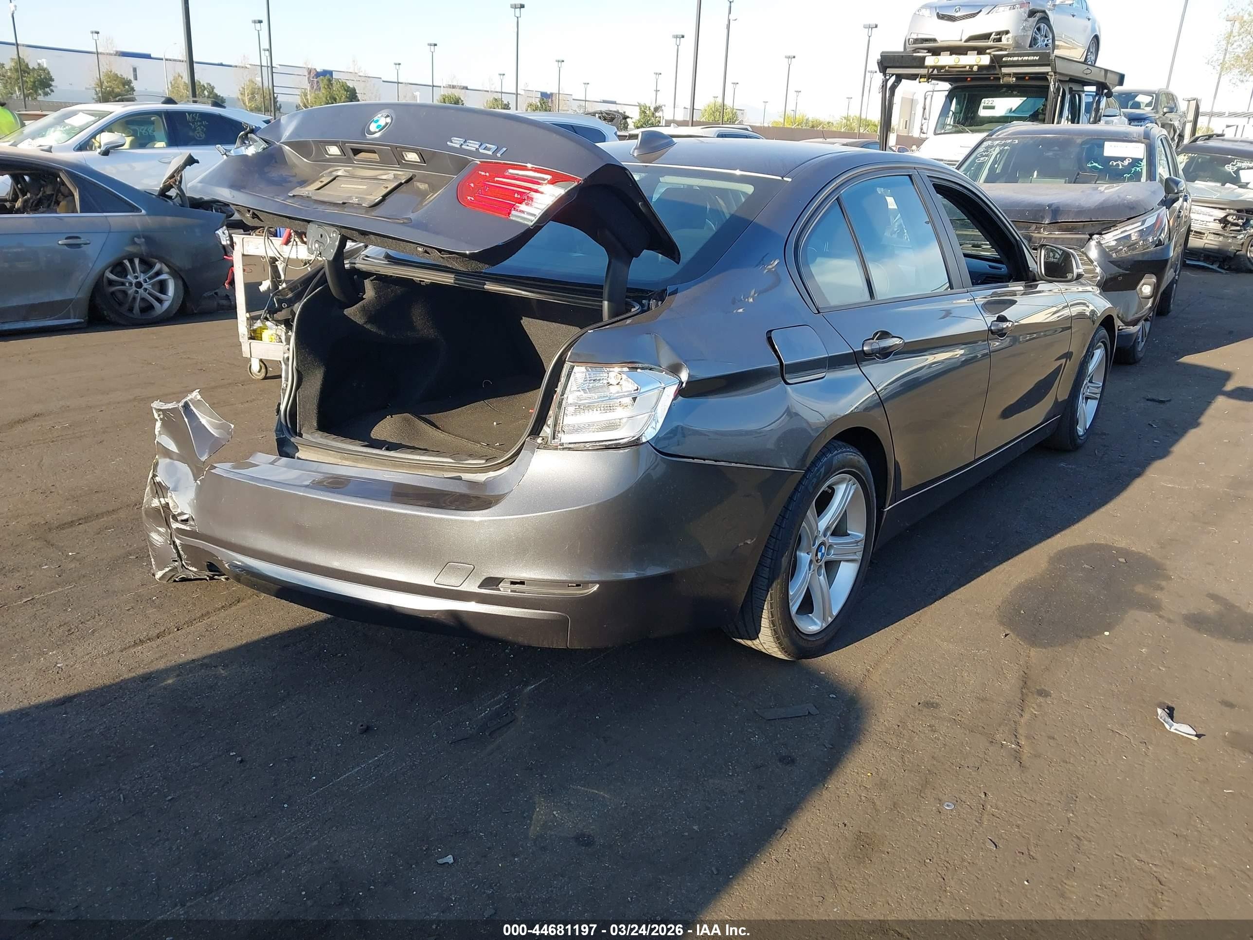 2014 Bmw 320i   Gray vin: WBA3B1G52ENS79876