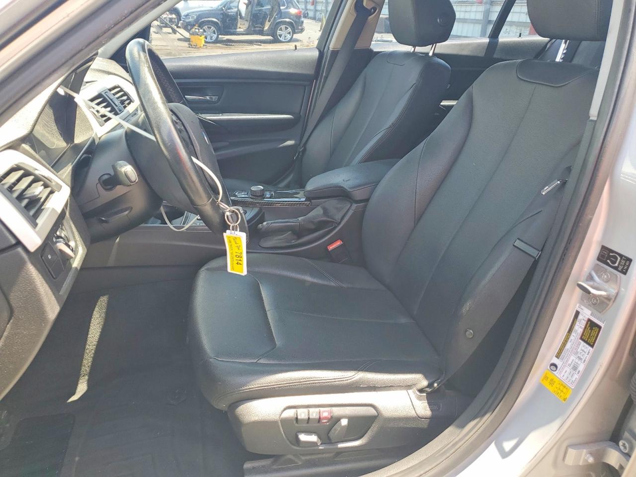 2015 Bmw 320 I Silver vin: WBA3B1G52FNT05667