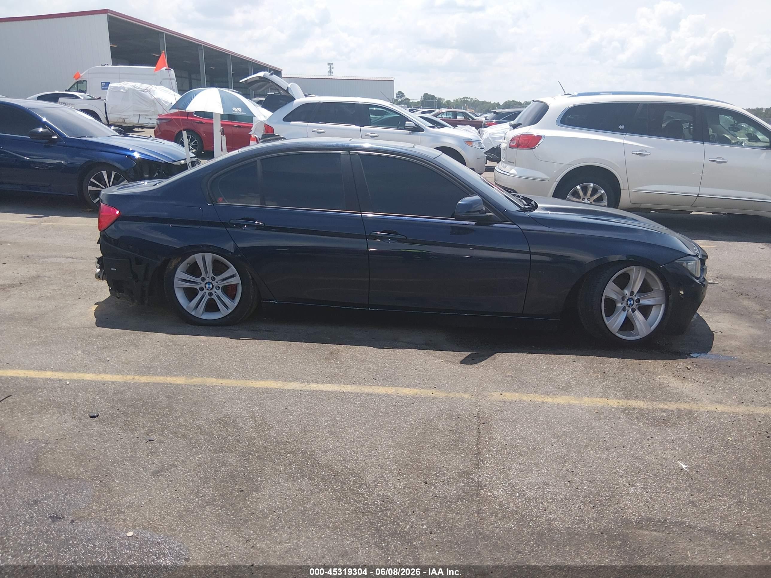 2014 Bmw 320i   Blue vin: WBA3B1G53ENT00380